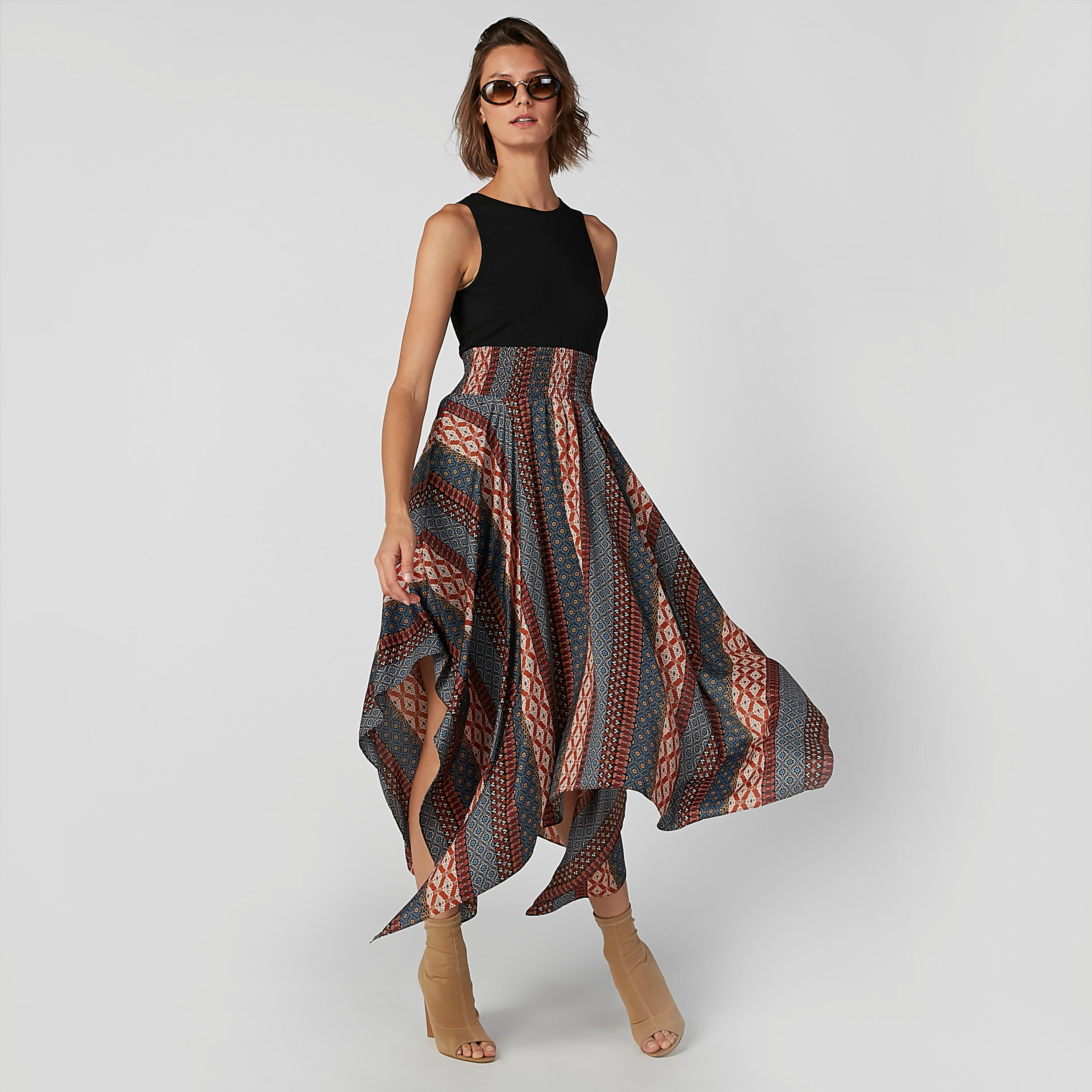 فستان دون أكمام بحوّاف غير مستوية وطبعات-women-clothing-dresses-image-7