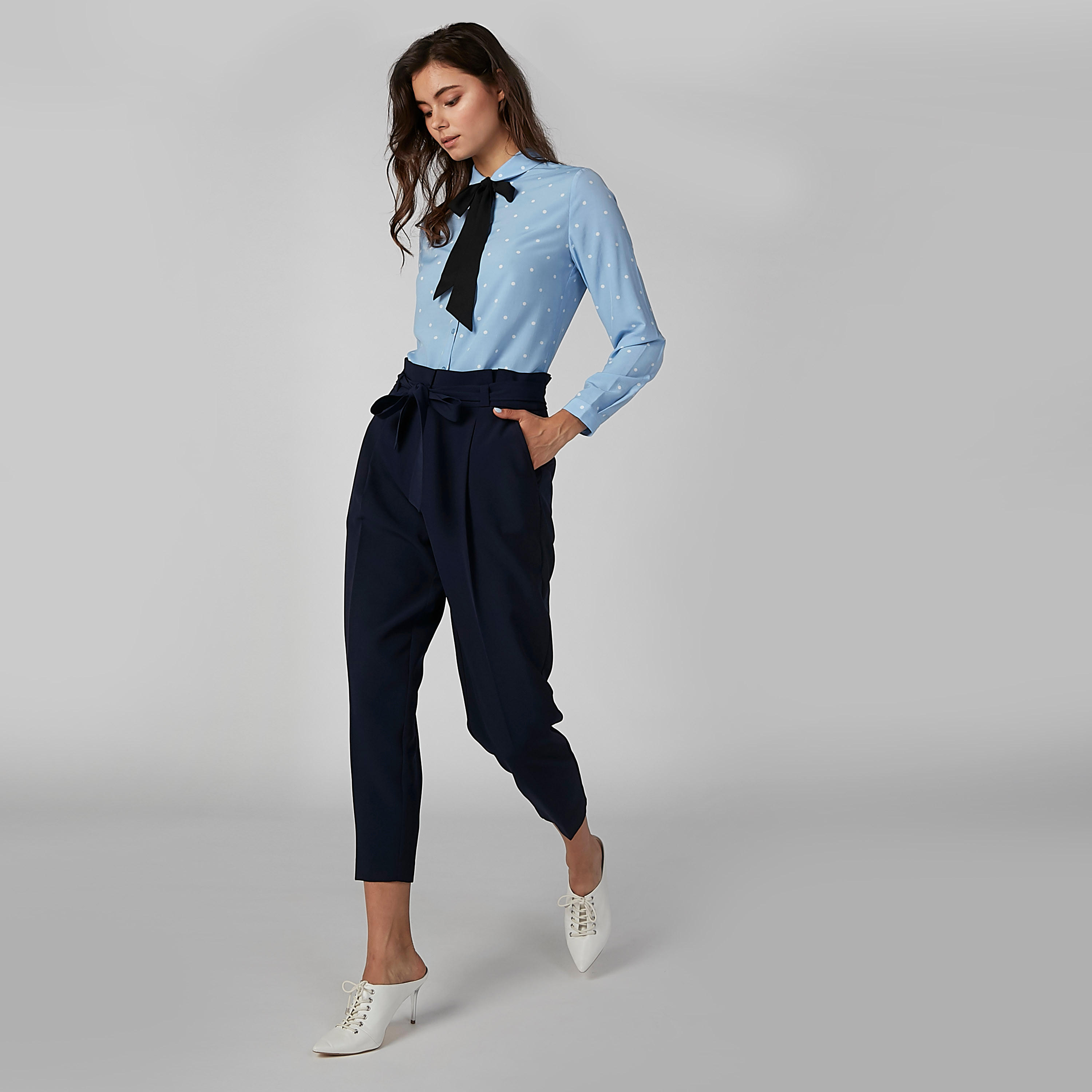 قميص بطبعات منقطة وأكمام طويلة وفيونكة-women-clothing-shirtsandblouses-shirts-image-2