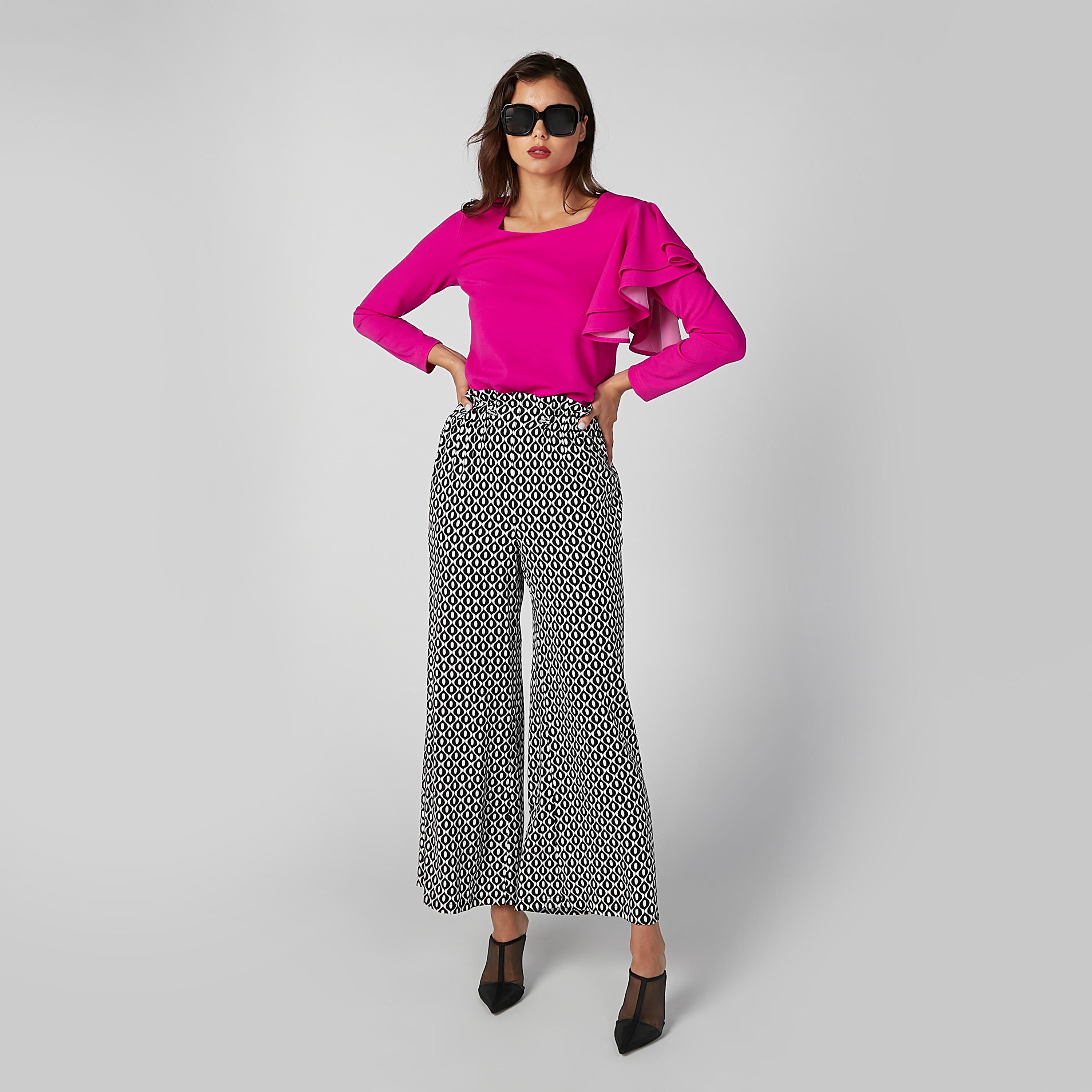 بنطال بالازو طويل بخصر كشكش وطبعات-women-clothing-bottoms-trousers-image-2