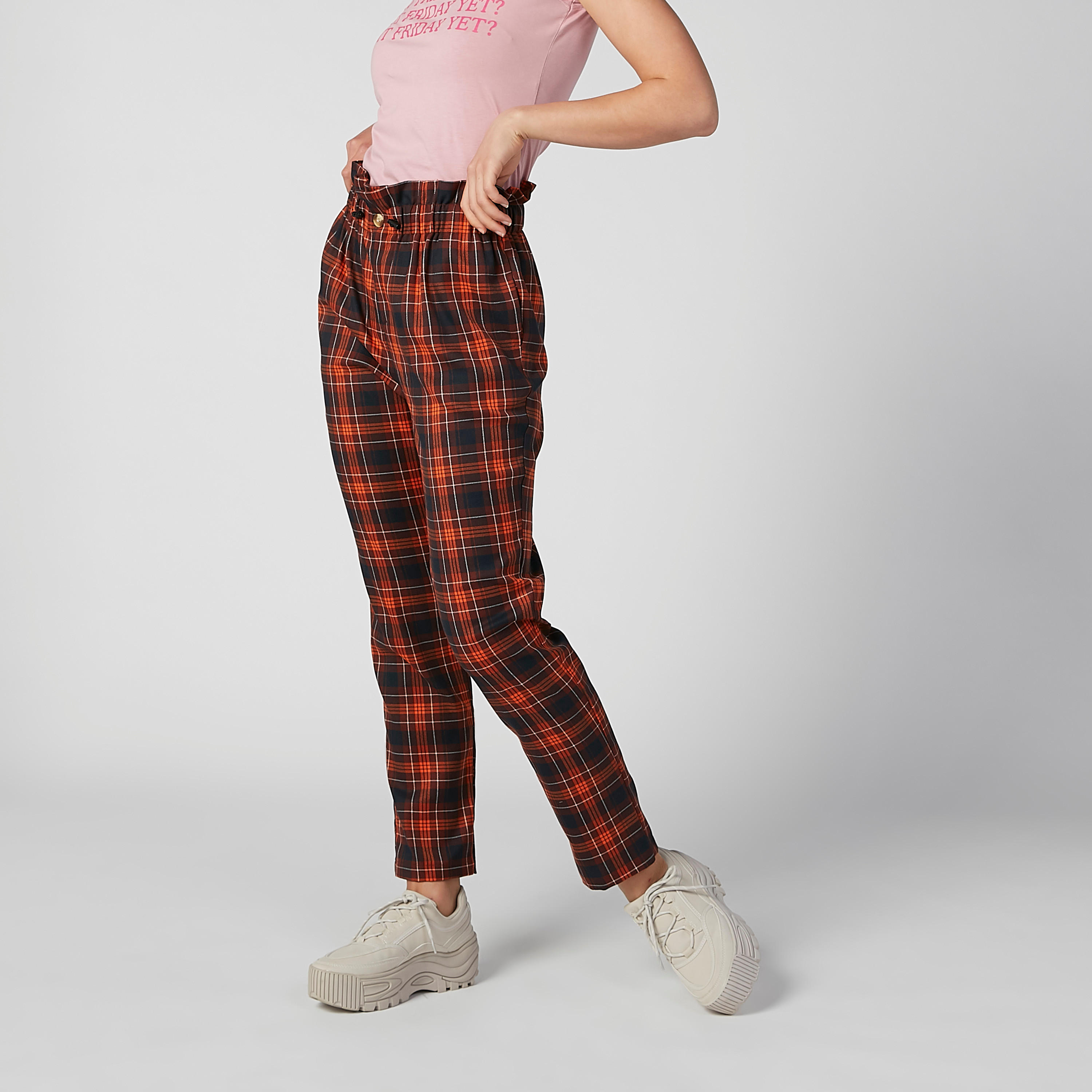 بنطال طويل كاروهات بخصر بيبرباج وجيوب-women-clothing-bottoms-trousers-image-2