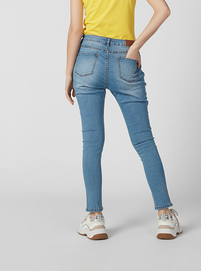 بنطال جينز بارز الملمس طويل بجيوب وحلقات للحزام-women-clothing-bottoms-jeans-image-2
