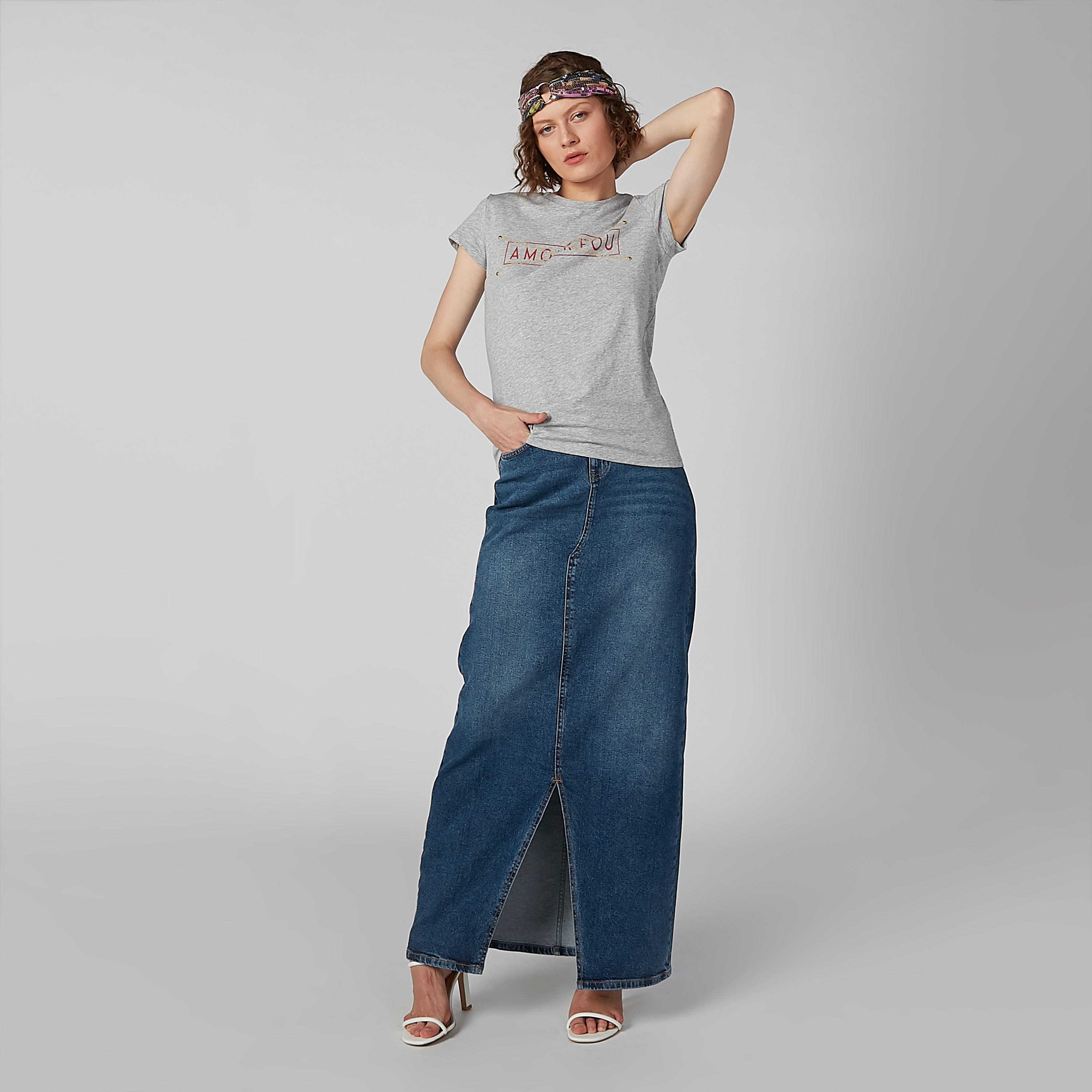 تيشيرت بياقة مستديرة وأكمام كاب وطبعات-women-clothing-tshirts-image-2