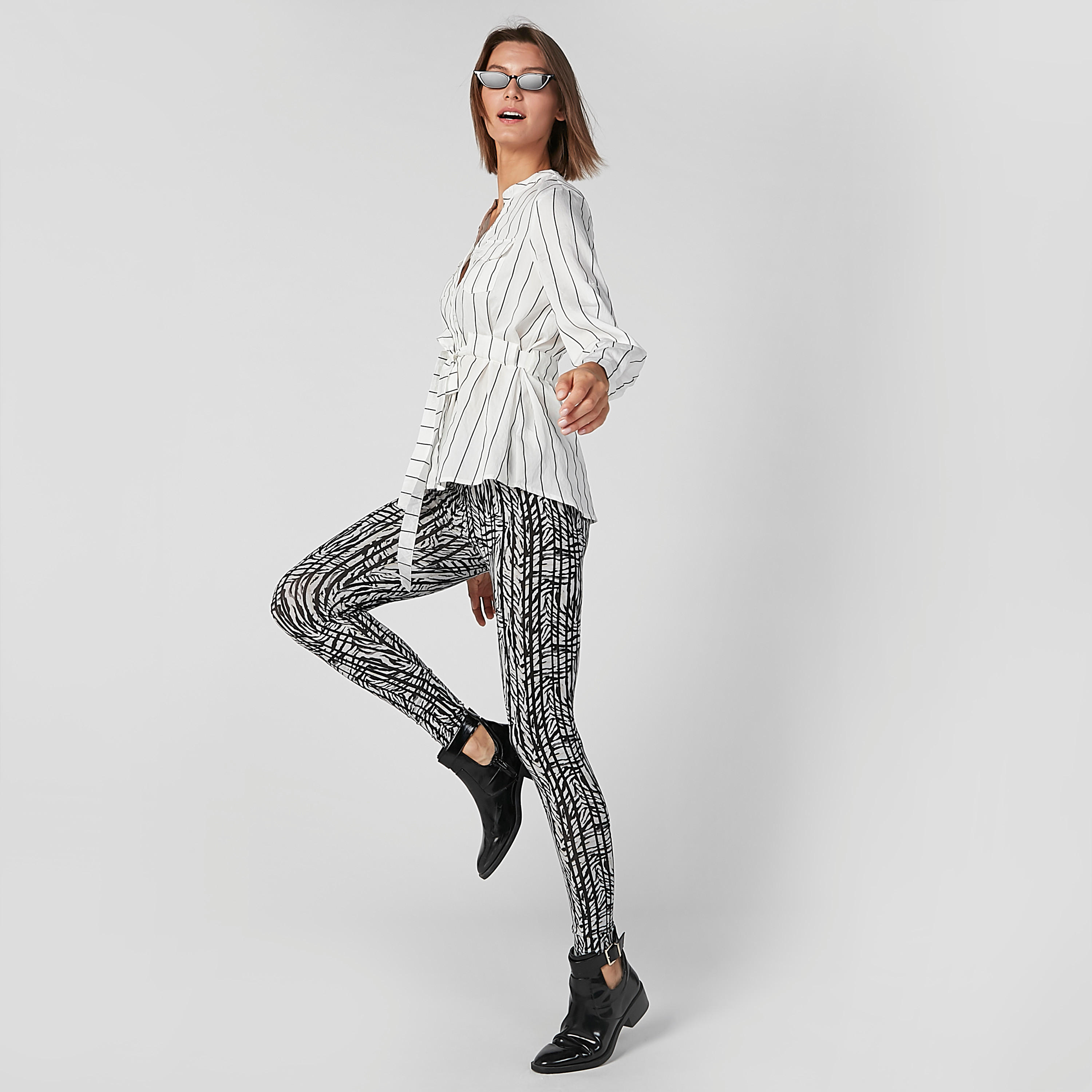 قميص مقلّم بأكمام طويلة وياقة ماندارين وأربطة-women-clothing-shirtsandblouses-shirts-image-11