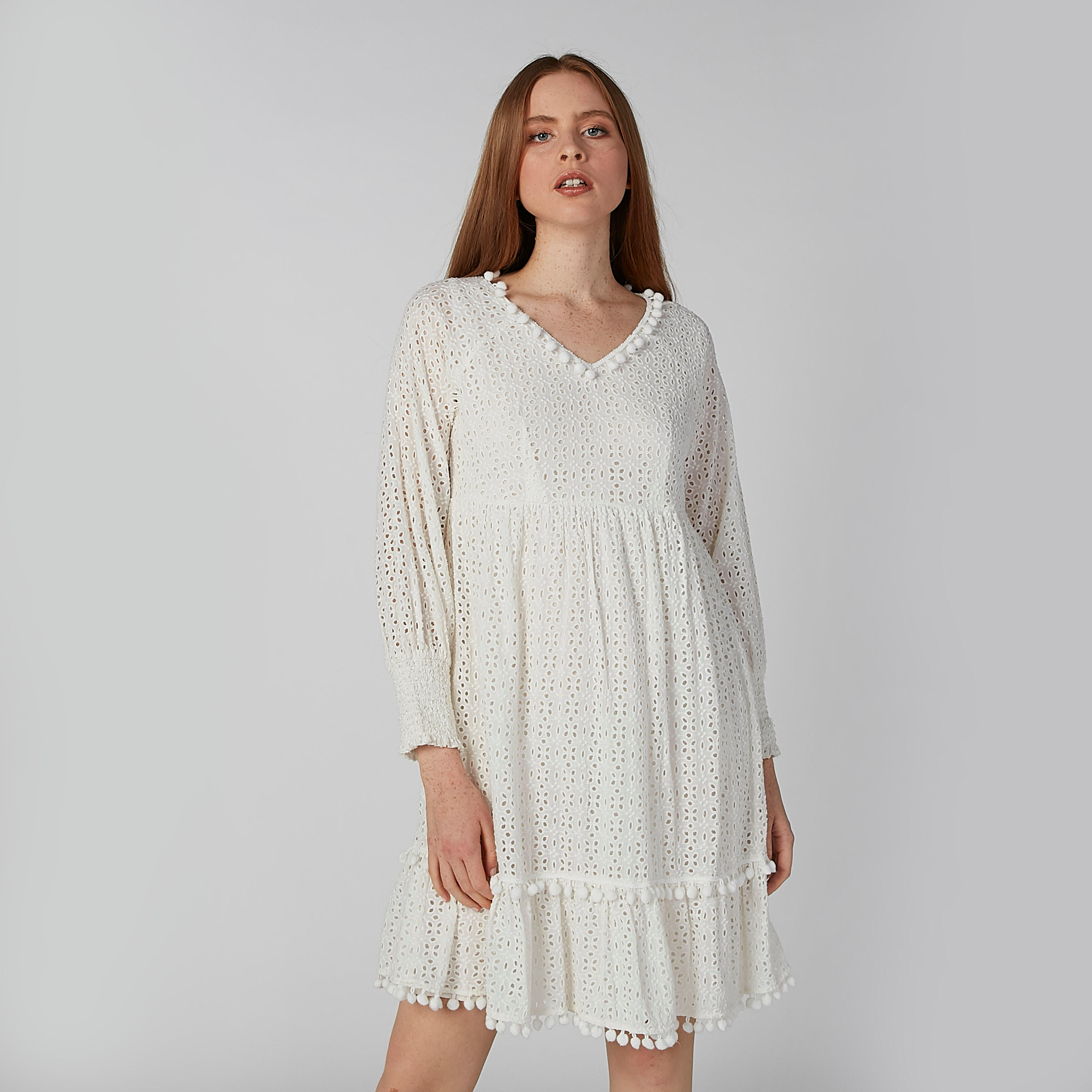 فستان متوسط الطول بارز الملمس بأكمام طويلة وياقة V-women-clothing-dresses-image-1