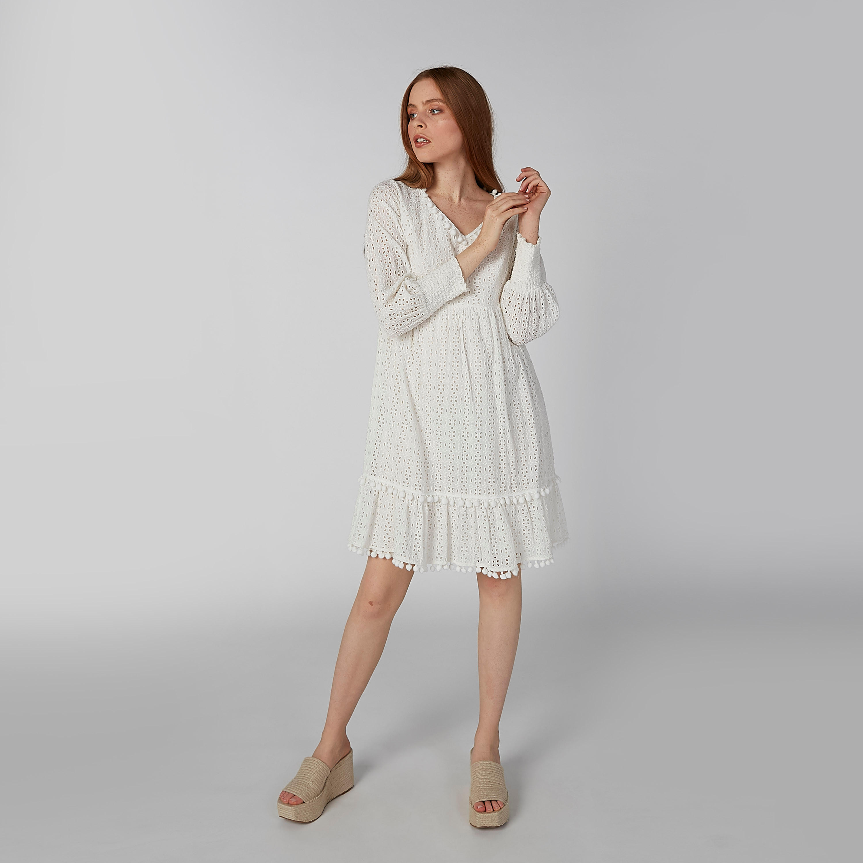 فستان متوسط الطول بارز الملمس بأكمام طويلة وياقة V-women-clothing-dresses-image-2