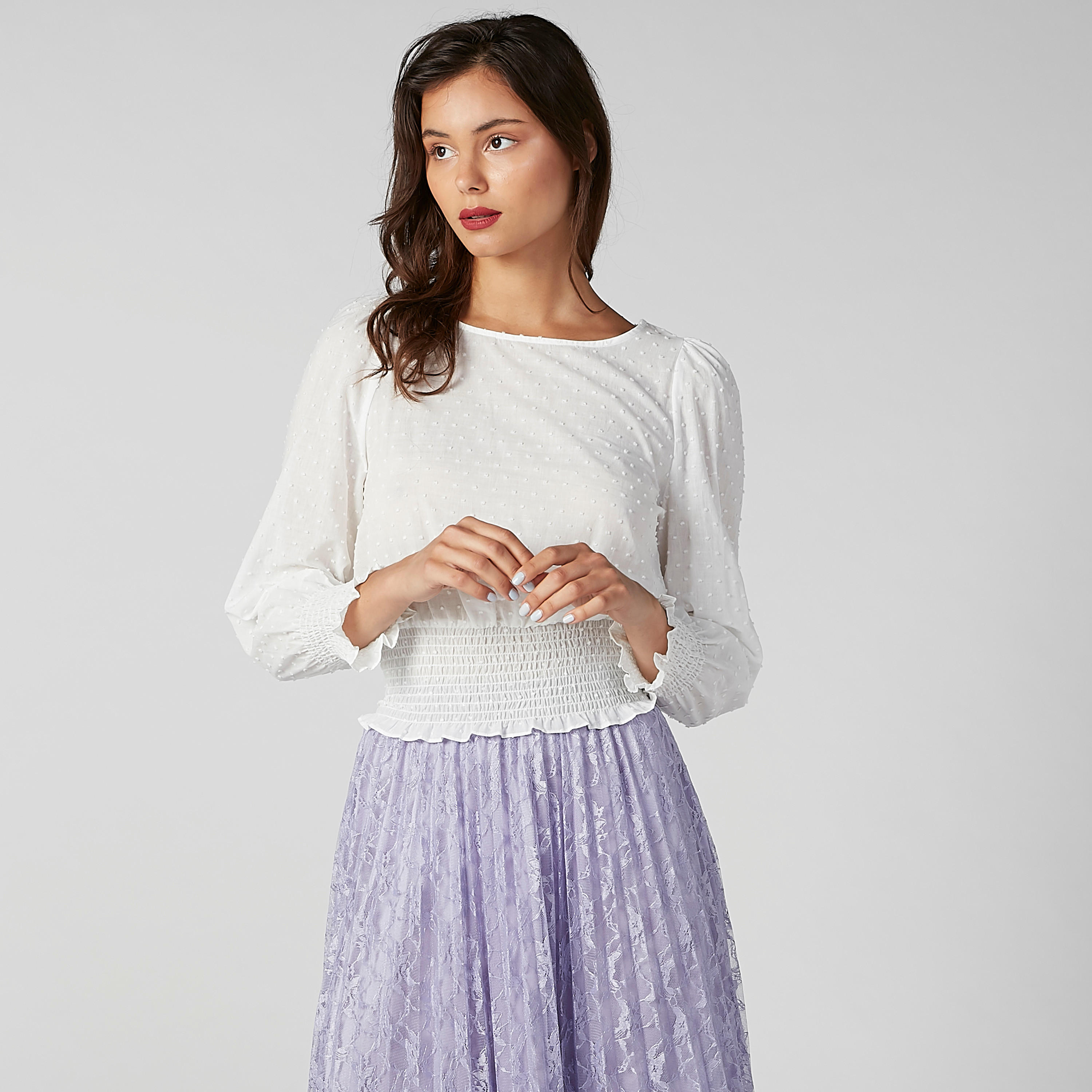 بلوزة بارزة الملمس بحوّاف كشكش مطّاطية-women-clothing-shirtsandblouses-blouses-image-4