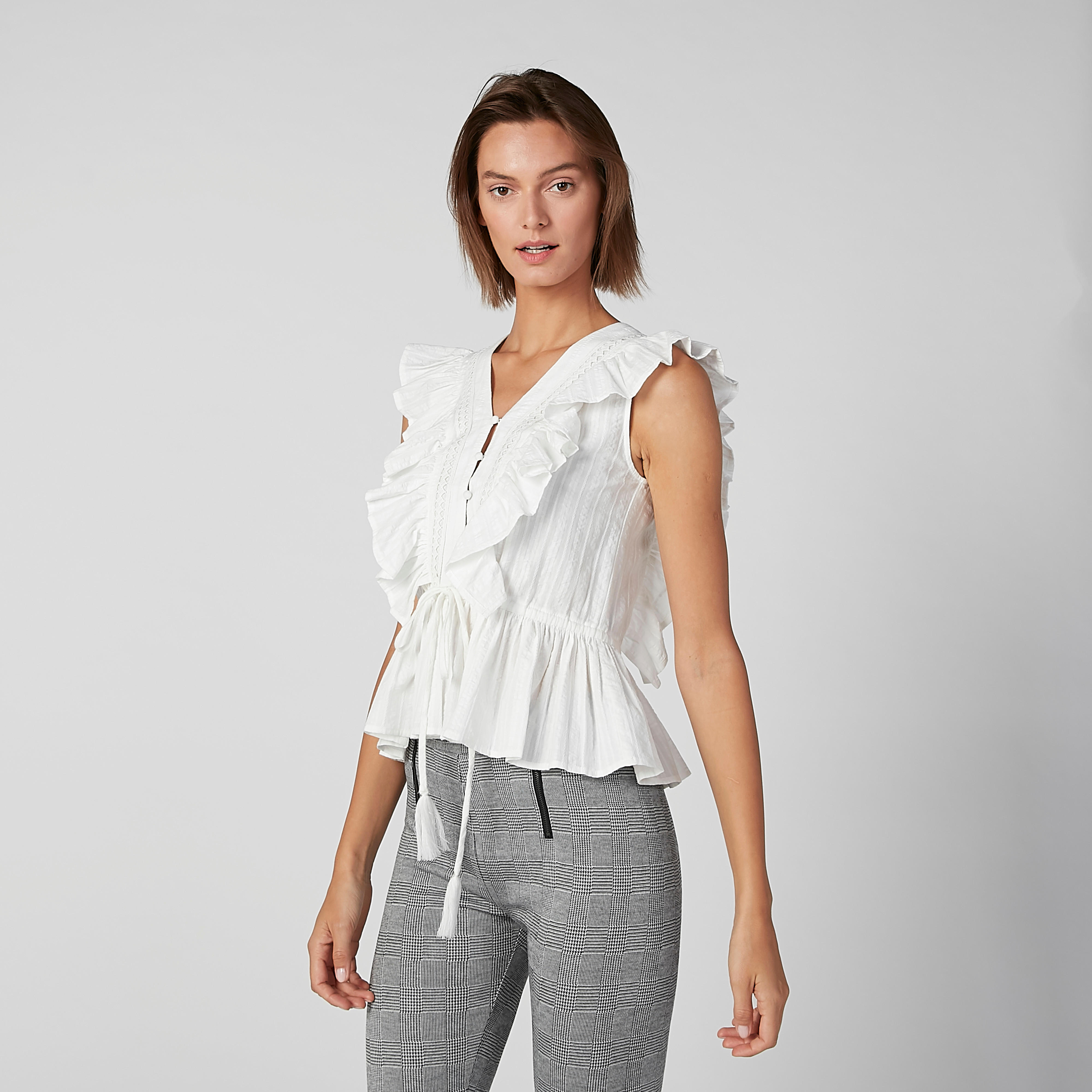 بلوزة بارزة الملمس بتفاصيل كشكش وأربطة-women-clothing-shirtsandblouses-blouses-image-5