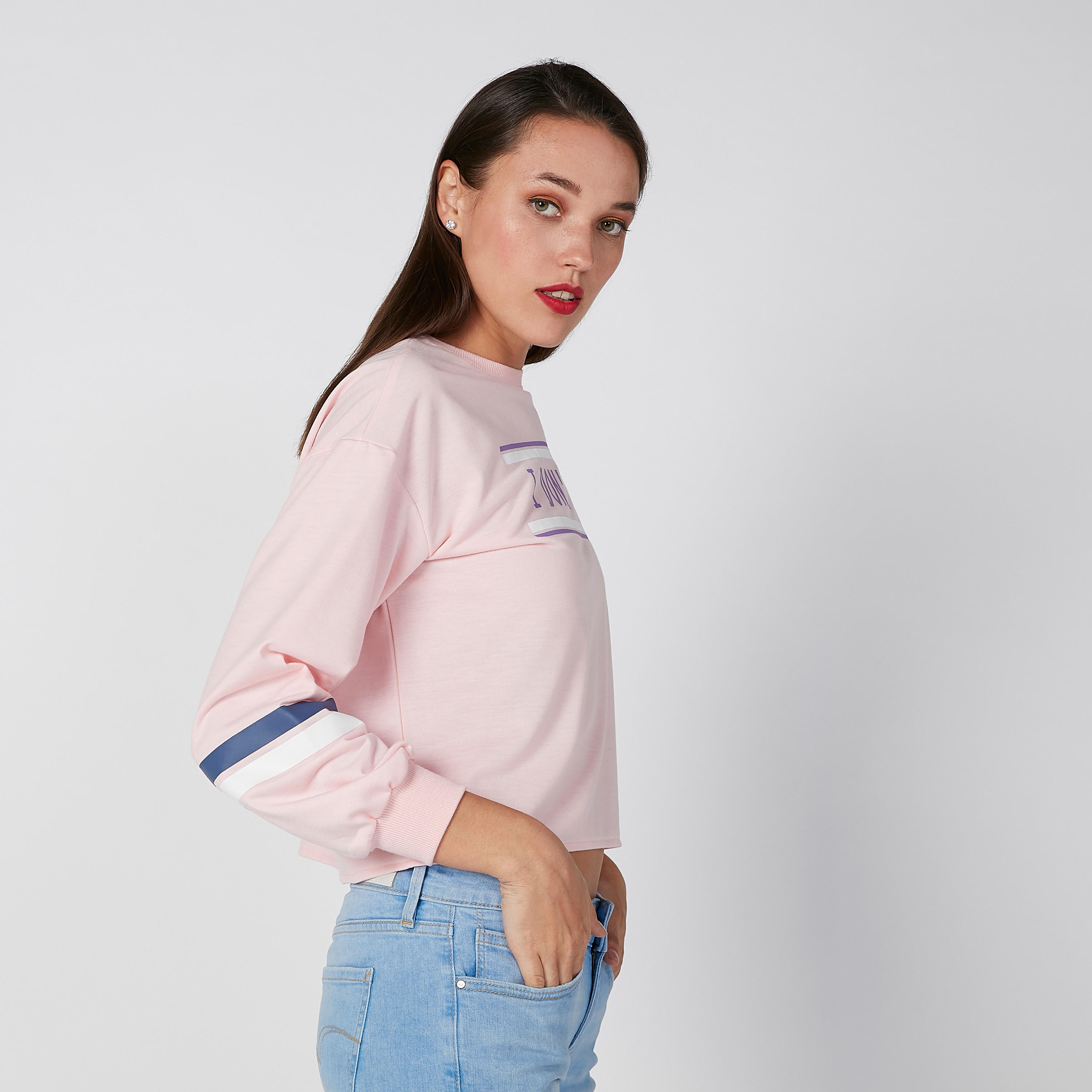 Printed Sweatshirt with Round Neck and Drop Shoulder Sleeves-women-winterwear-hoodiesandsweatshirts-sweatshirts-image-4