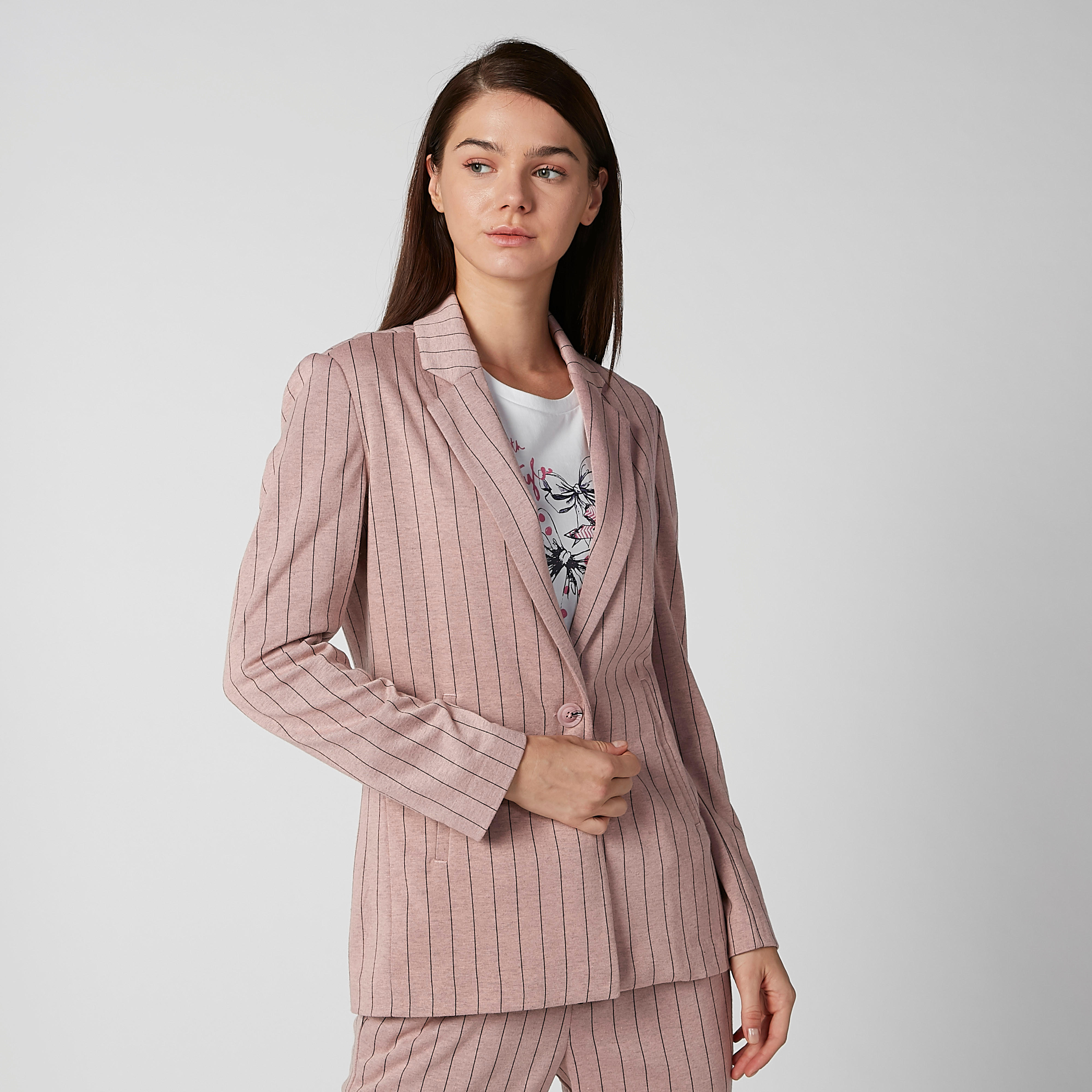 جاكيت مقلّم بياقة طويلة وأكمام طويلة-women-winterwear-coatsandjackets-jackets-image-5