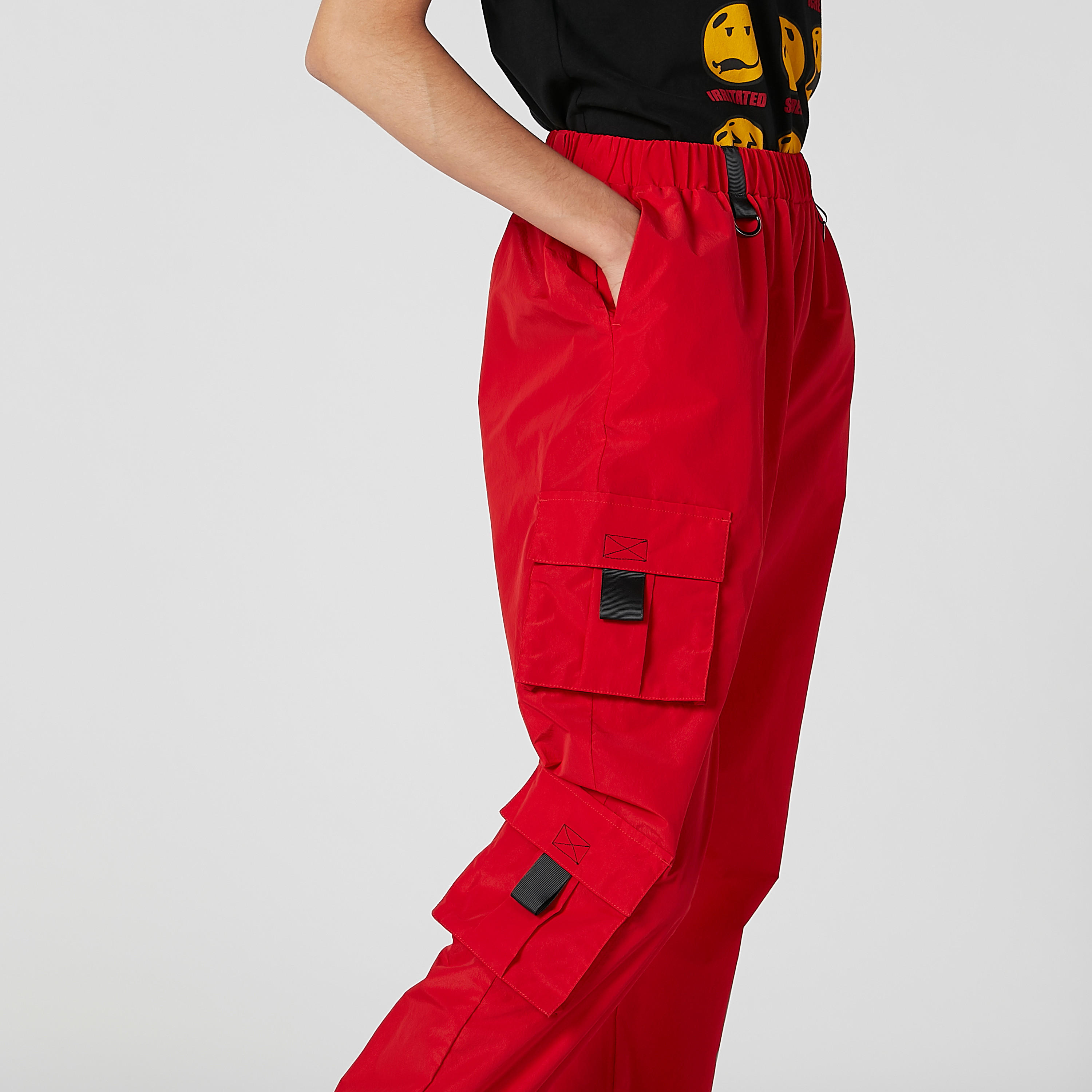 بنطلون رياضي سادة بخصر مطّاطي متوسط الارتفاع وجيوب-women-clothing-bottoms-trousers-image-4