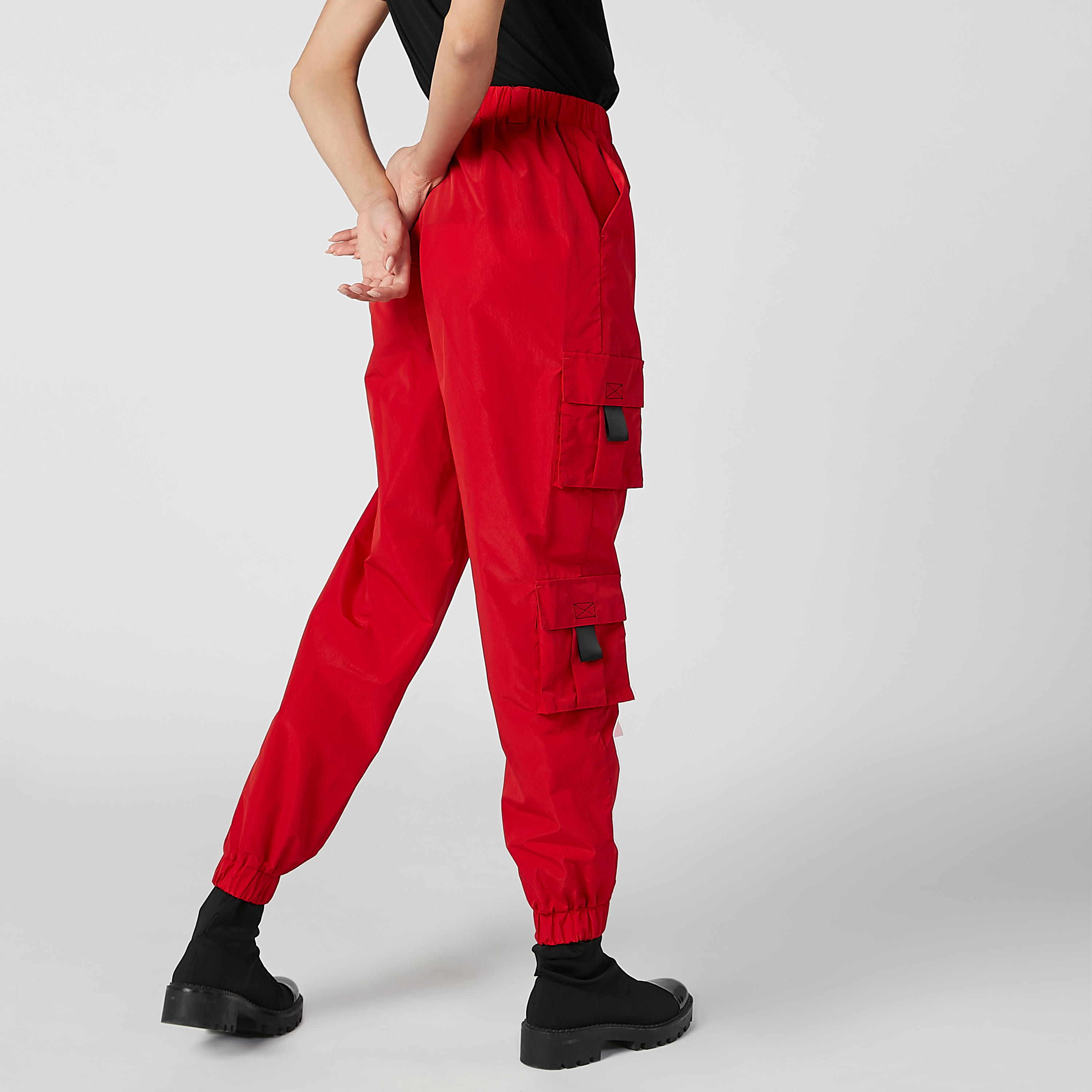 بنطلون رياضي سادة بخصر مطّاطي متوسط الارتفاع وجيوب-women-clothing-bottoms-trousers-image-5