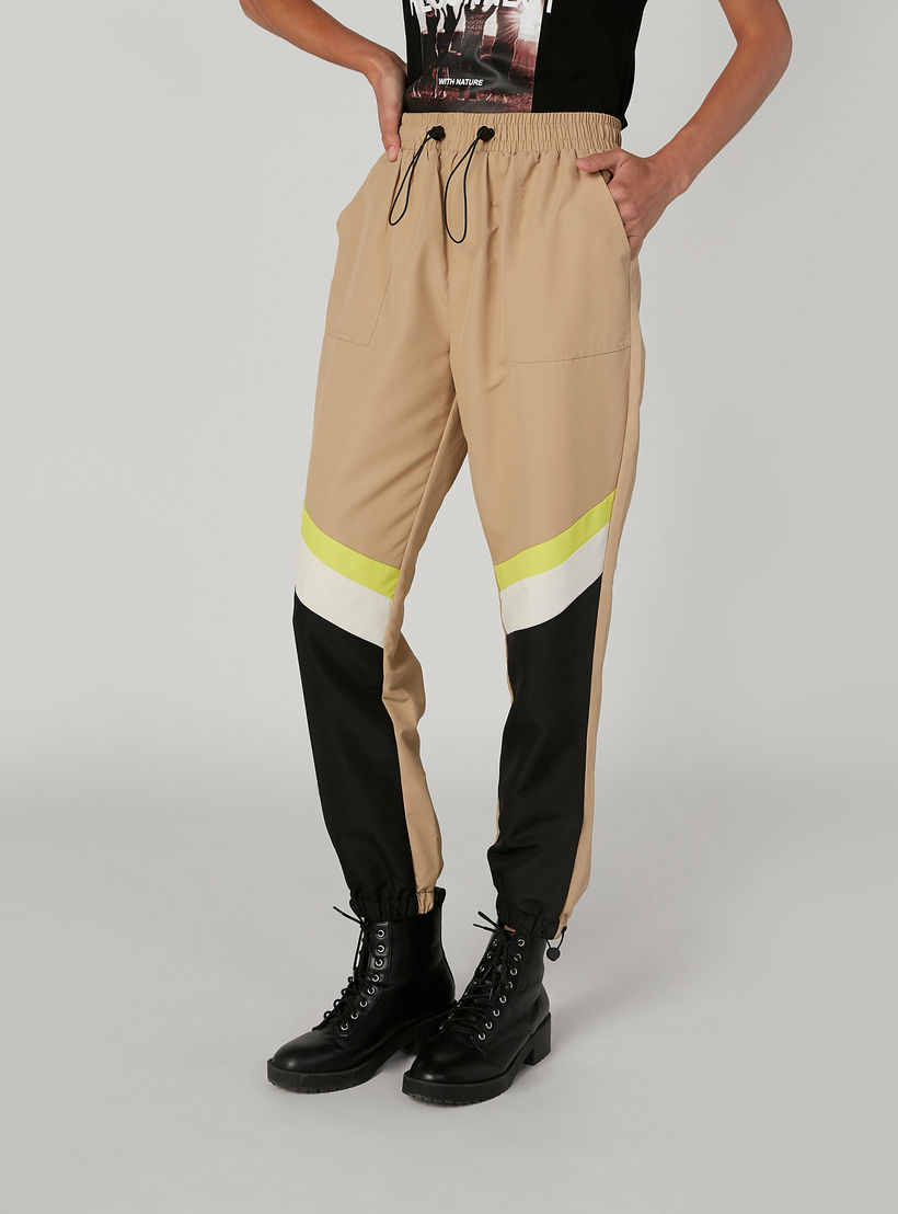 بنطلون بنمط كتل الألوان بخصر متوسط الارتفاع وجيوب-women-clothing-bottoms-trousers-image-1