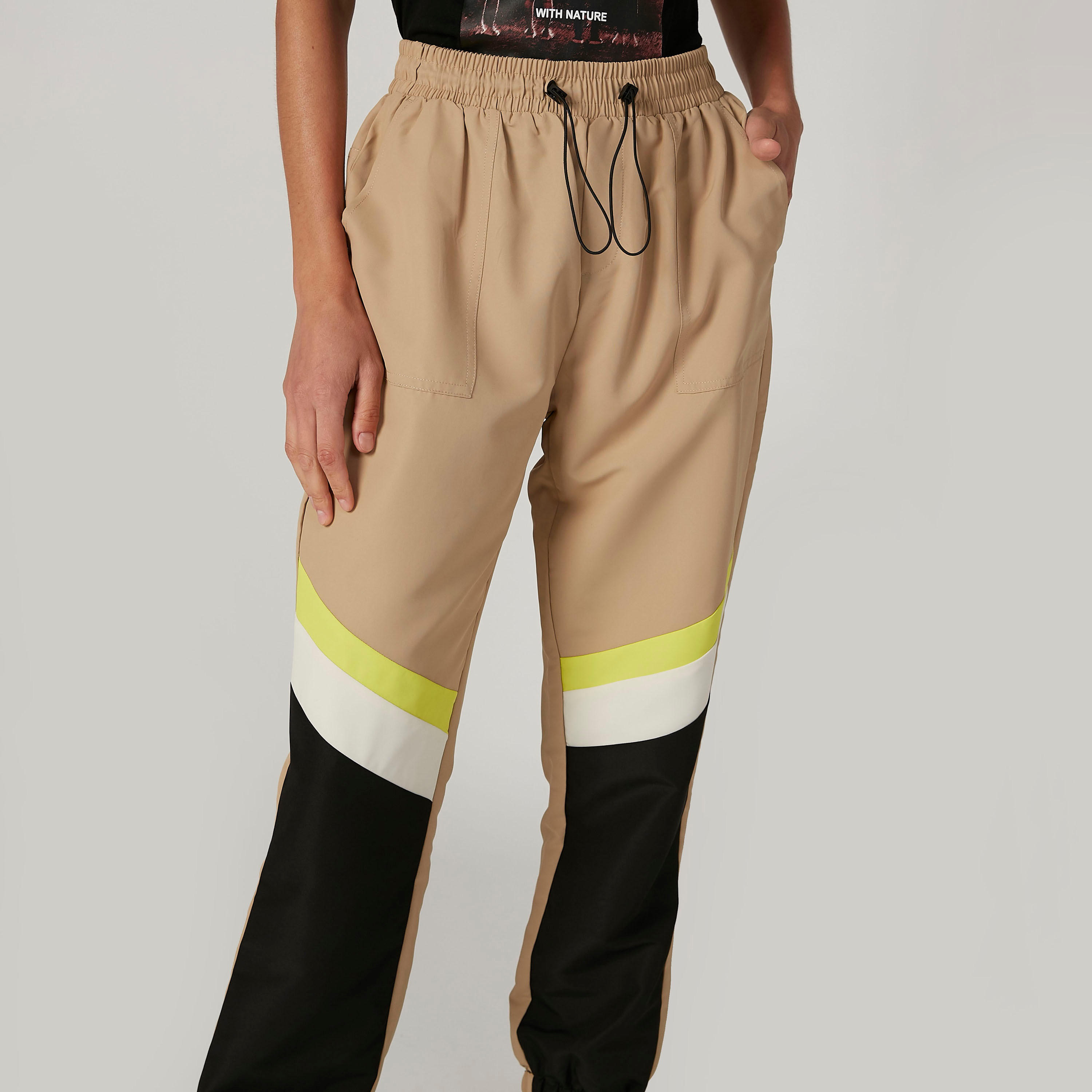 بنطلون بنمط كتل الألوان بخصر متوسط الارتفاع وجيوب-women-clothing-bottoms-trousers-image-2