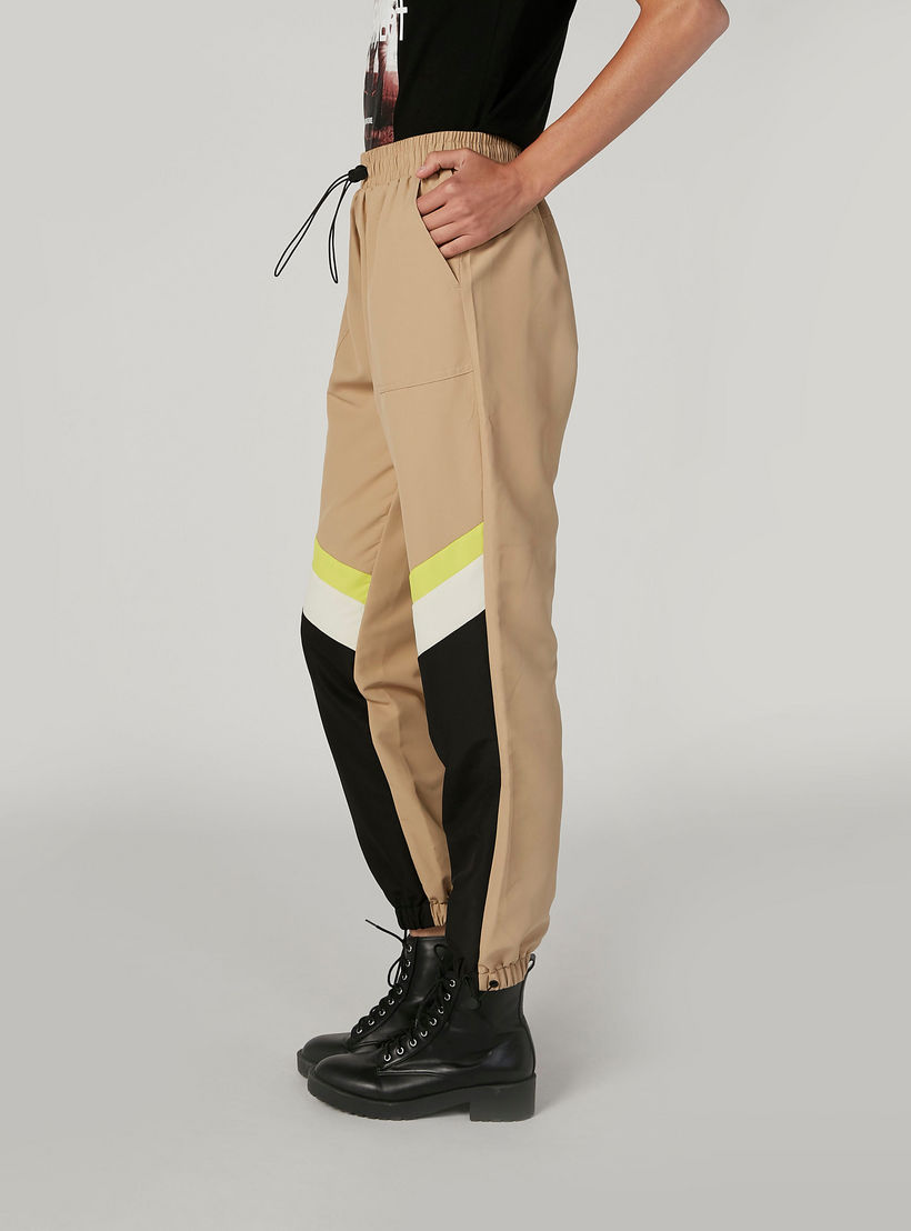 بنطلون بنمط كتل الألوان بخصر متوسط الارتفاع وجيوب-women-clothing-bottoms-trousers-image-4