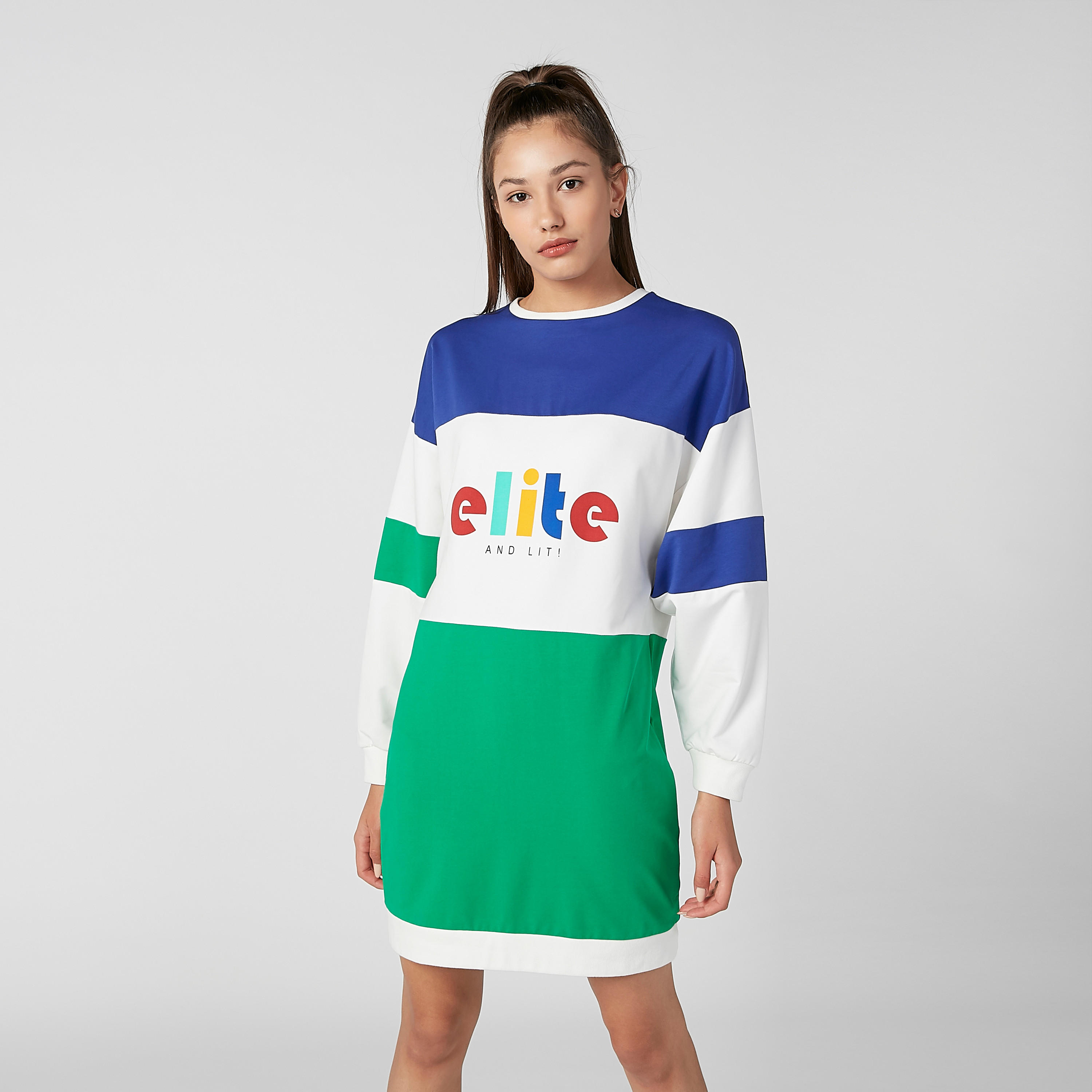 فستان تيشيرت قصير بياقة مستديرة وأكمام طويلة وطبعات-women-clothing-dresses-image-2