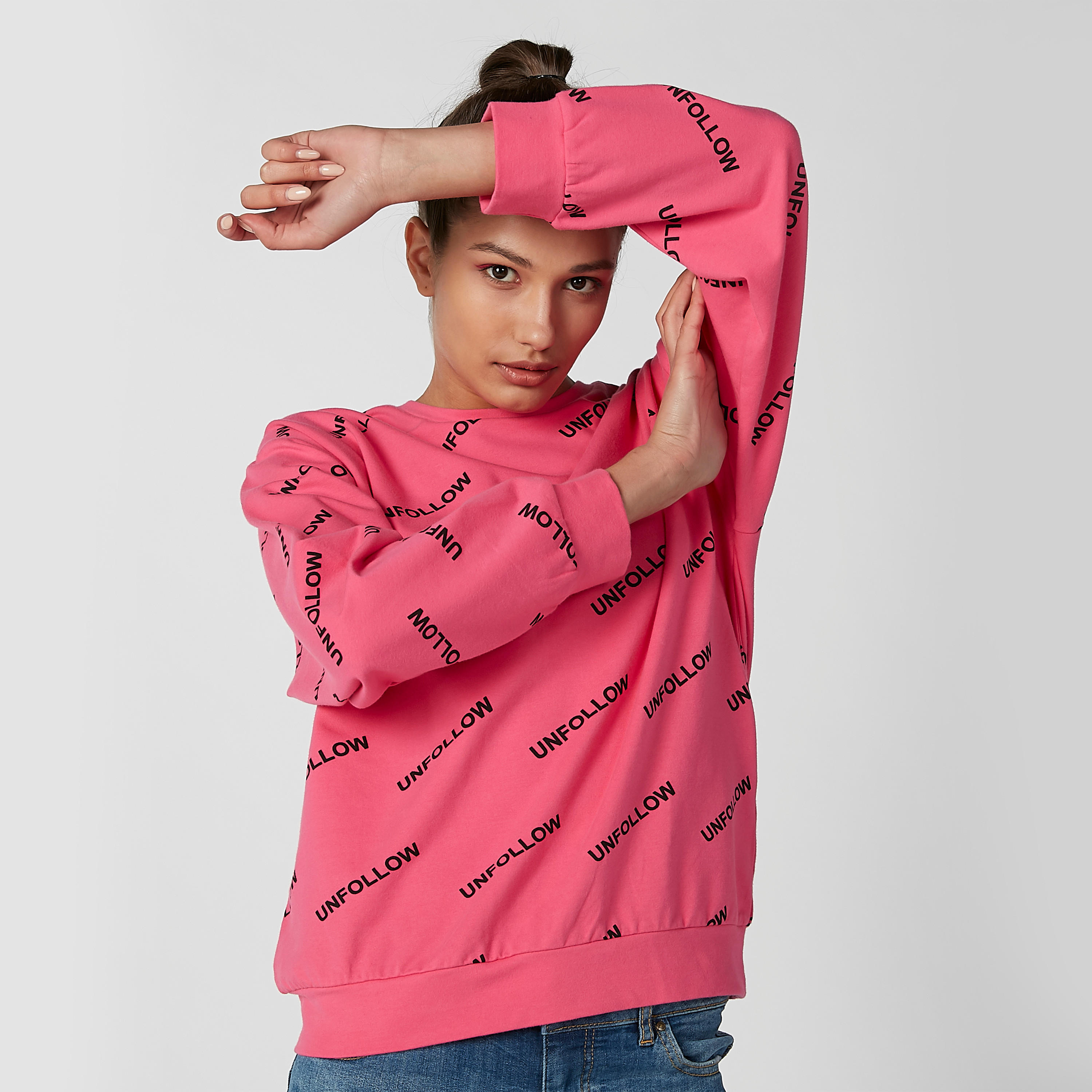 سويت شيرت بياقة مستديرة وأكمام طويلة وطبعات-women-winterwear-hoodiesandsweatshirts-sweatshirts-image-5