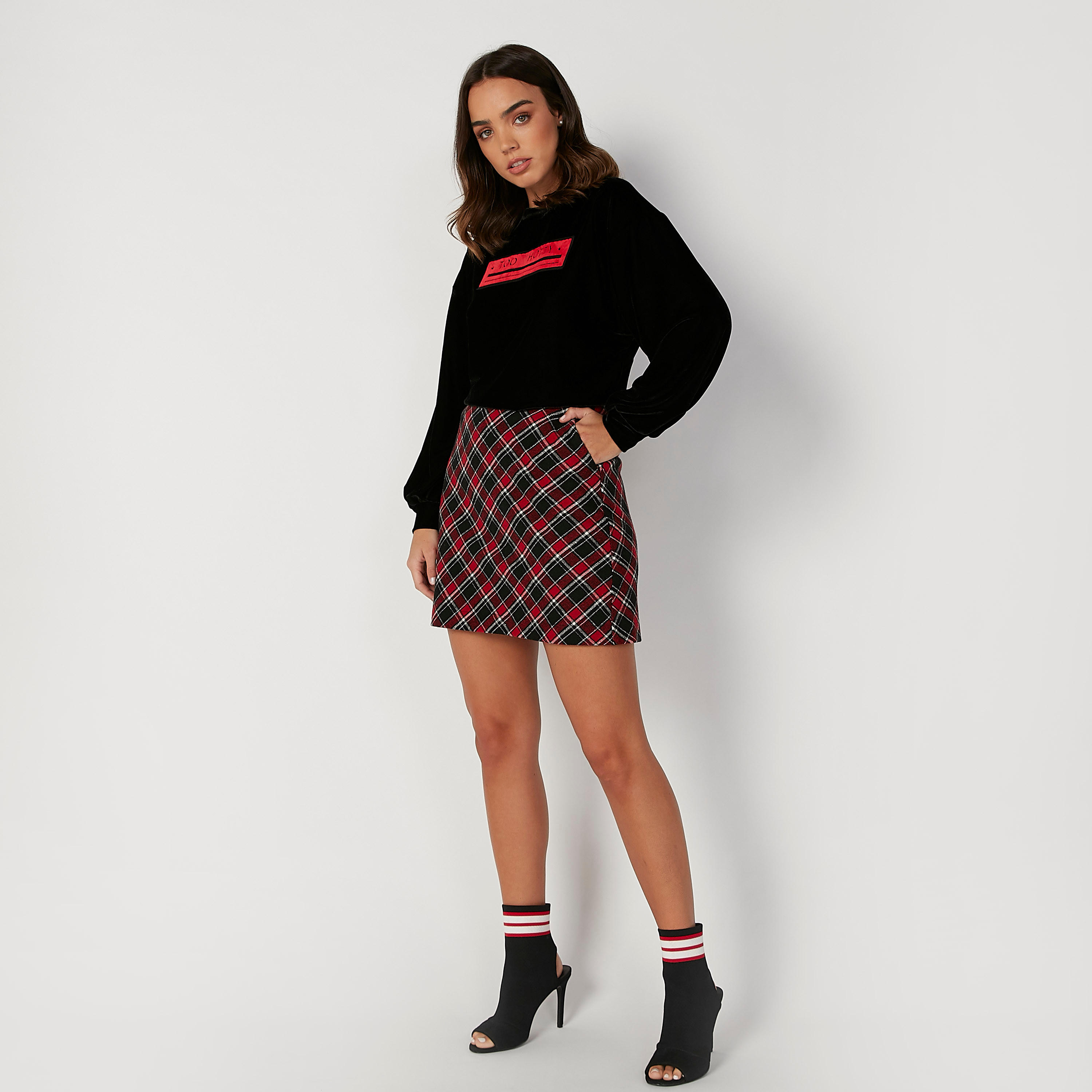 سويت شيرت بياقة مستديرة وأكمام طويلة وطبعات-women-winterwear-hoodiesandsweatshirts-sweatshirts-image-3