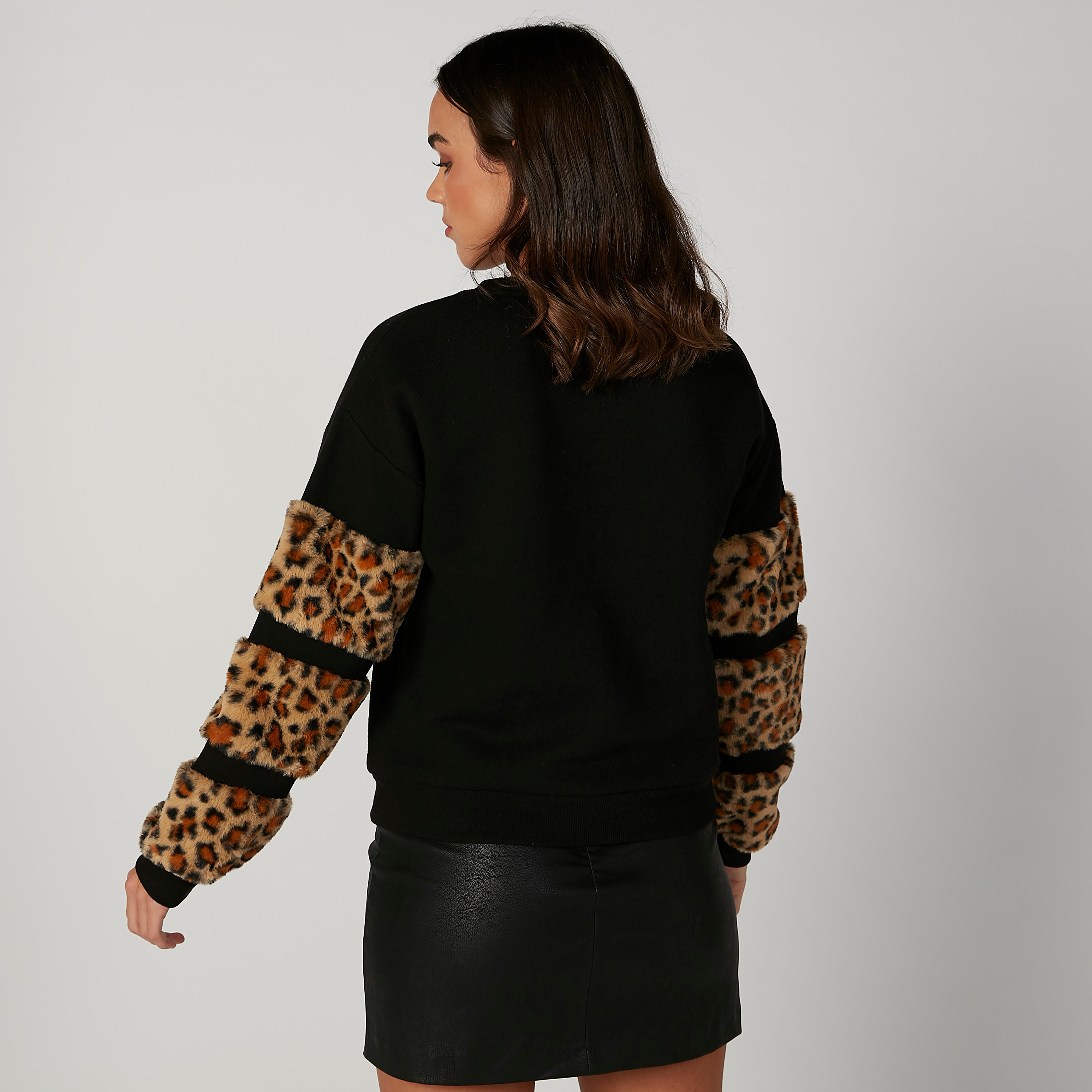 سويت شيرت بارز الملمس بياقة مستديرة وأكمام طويلة بطبعات حيوانات-women-winterwear-hoodiesandsweatshirts-sweatshirts-image-2