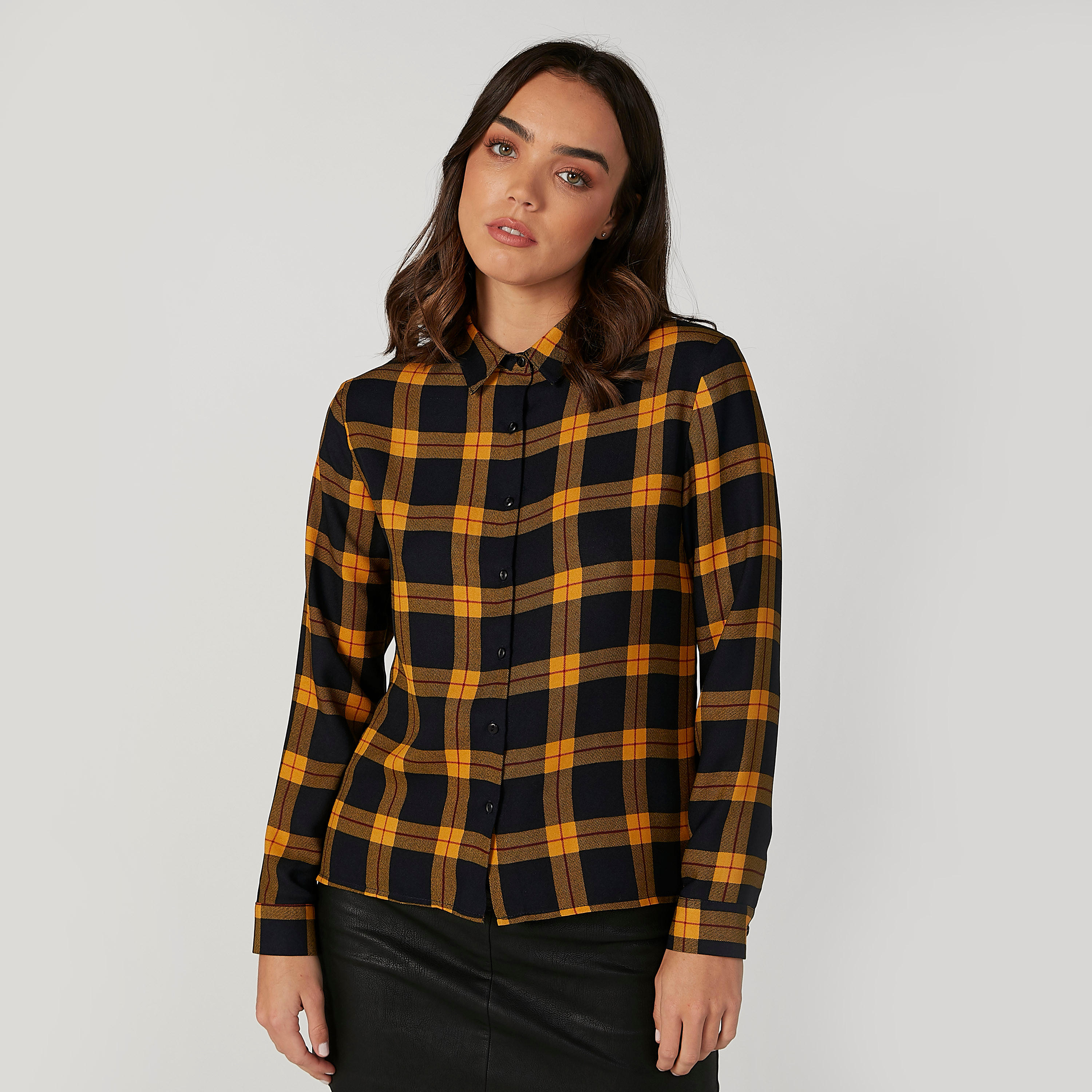 قميص كاروهات بياقة عاديّة وأكمام طويلة-women-clothing-shirtsandblouses-shirts-image-1