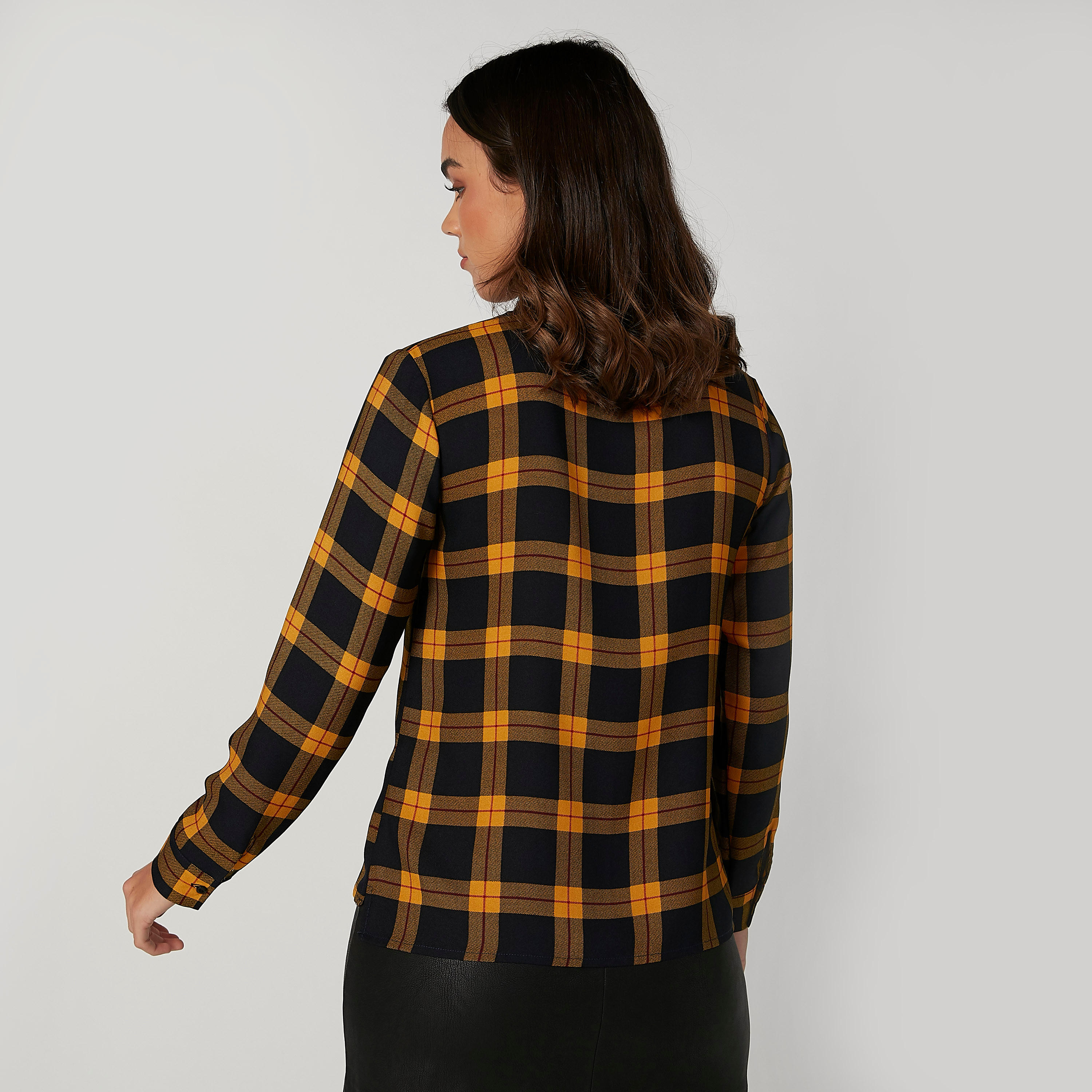 قميص كاروهات بياقة عاديّة وأكمام طويلة-women-clothing-shirtsandblouses-shirts-image-2