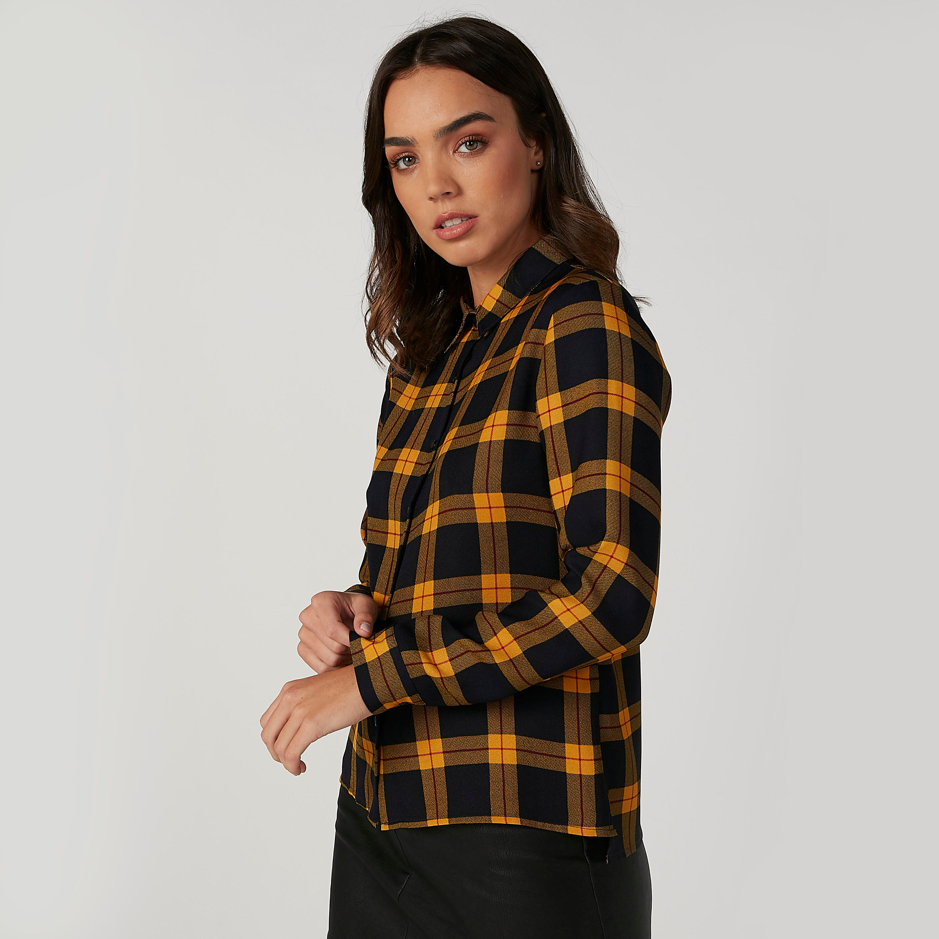 قميص كاروهات بياقة عاديّة وأكمام طويلة-women-clothing-shirtsandblouses-shirts-image-3