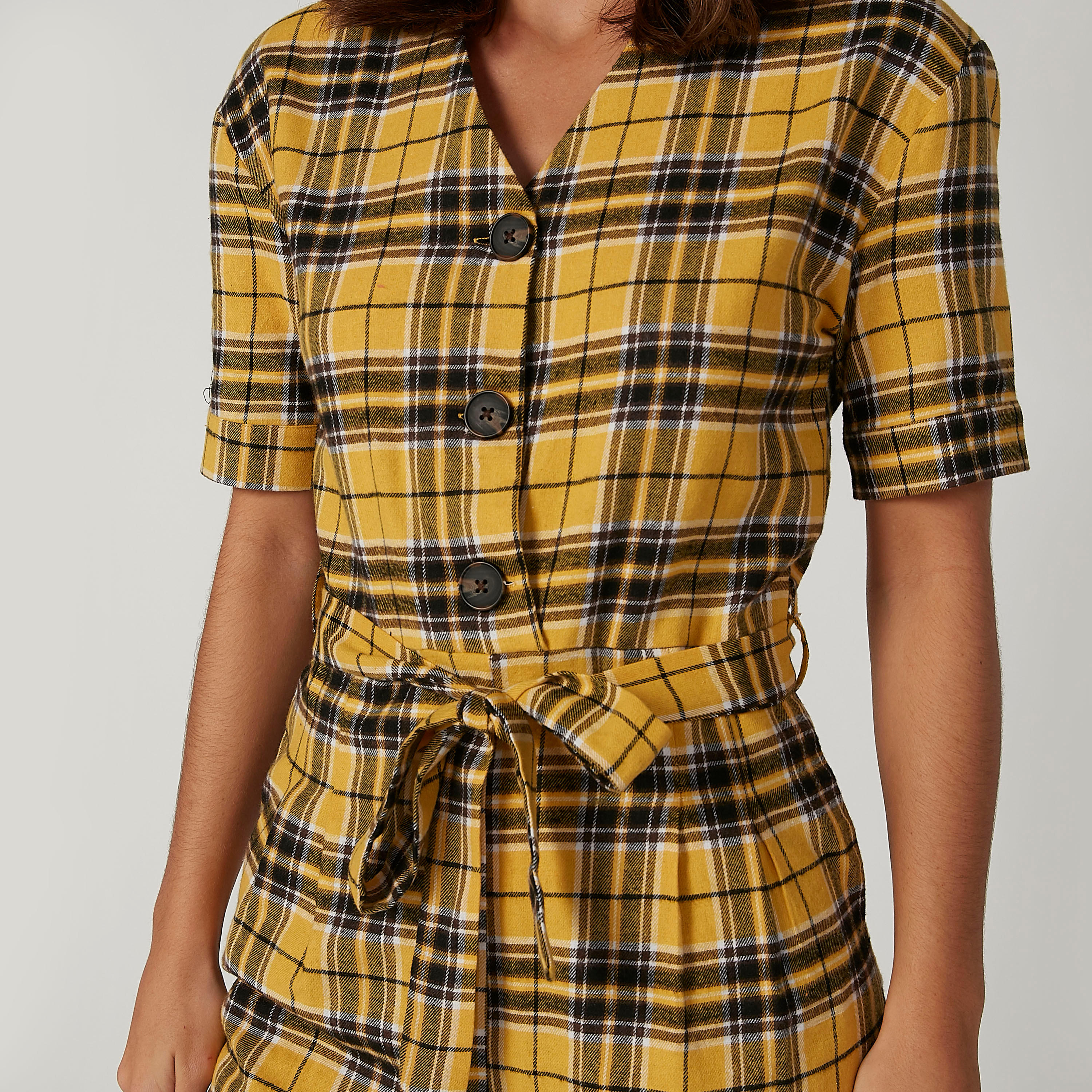 جمبسوت كاروهات بأكمام قصيرة وأربطة-women-clothing-jumpsuits-image-1
