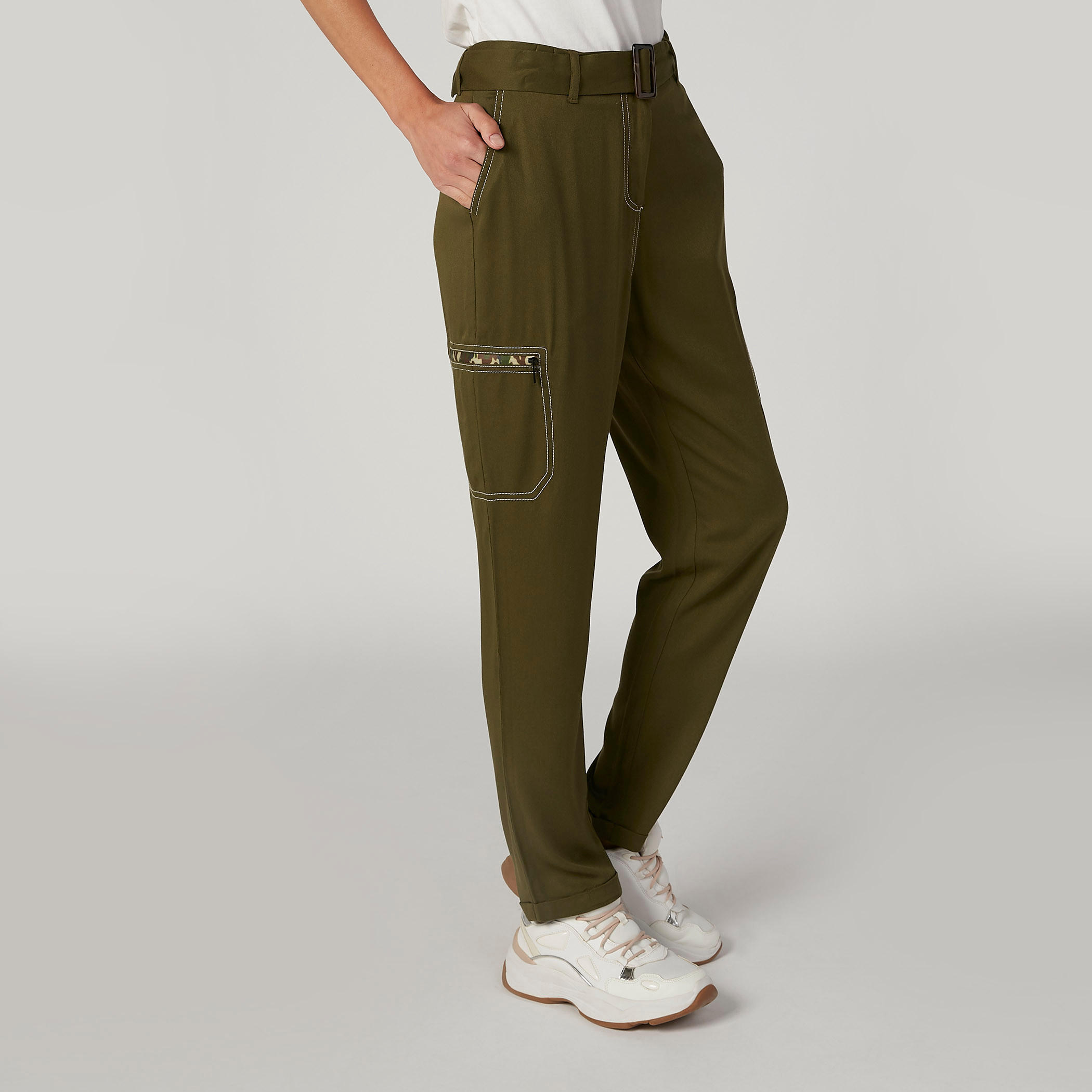 بنطلون سادة بخصر متوسط الارتفاع وجيوب وحلقات للحزام-women-clothing-bottoms-trousers-image-5