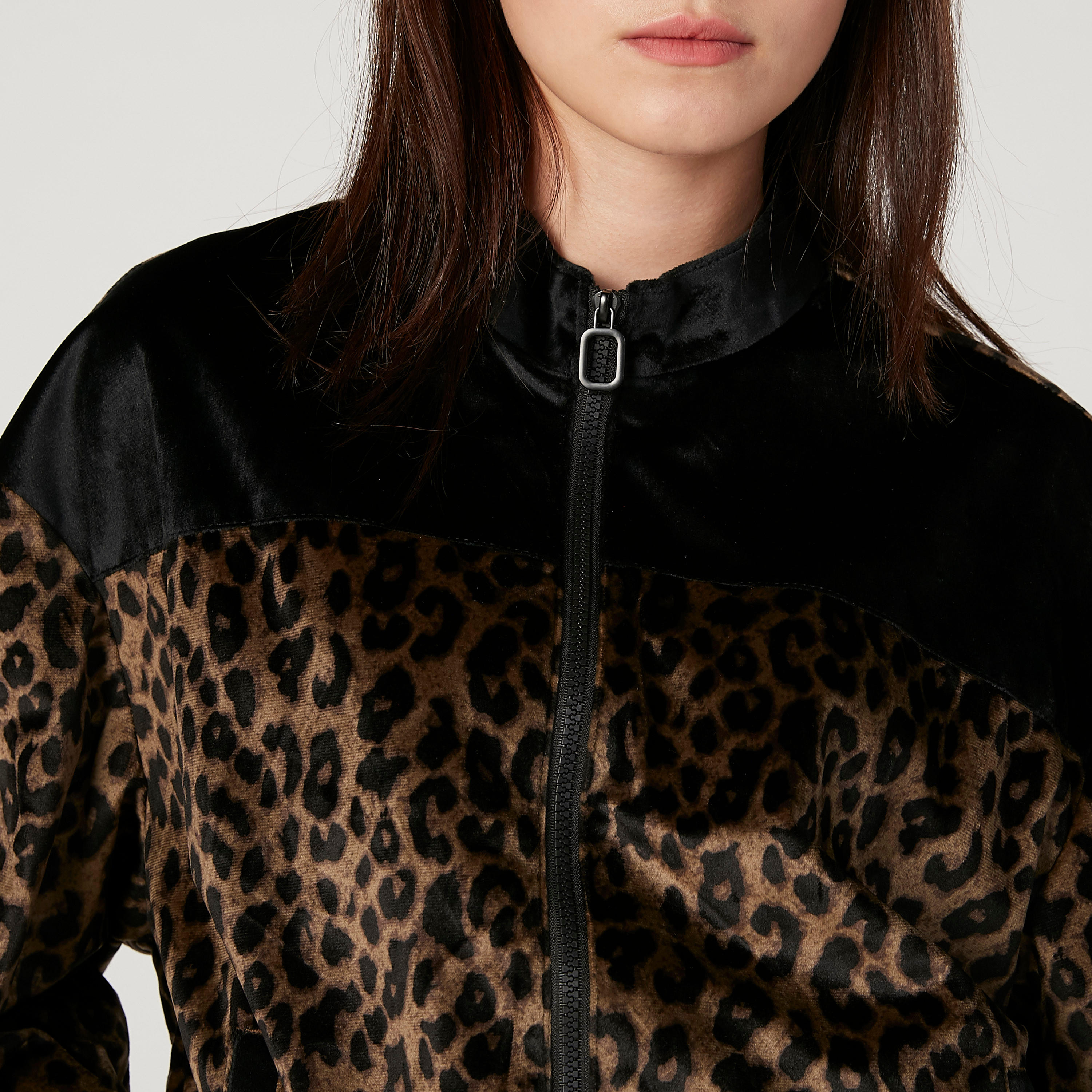 Animal Printed Bomber Jacket with Long Sleeves and Kangaroo Pockets-women-winterwear-coatsandjackets-jackets-image-3