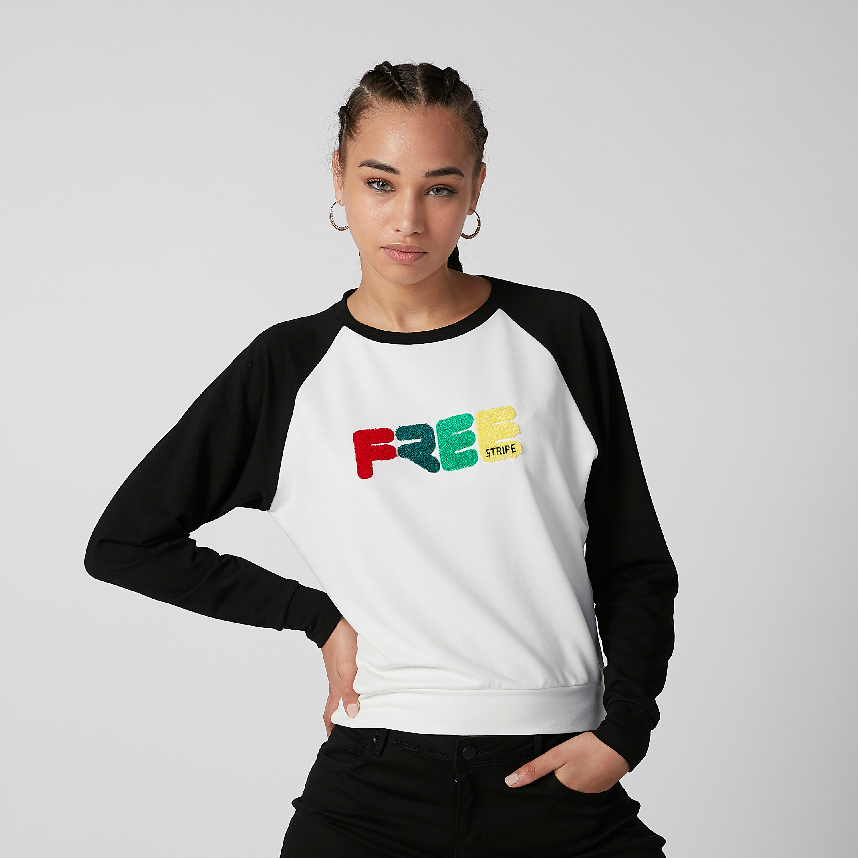 Textured Sweatshirt with Round Neck and Raglan Sleeves-women-winterwear-hoodiesandsweatshirts-sweatshirts-image-1