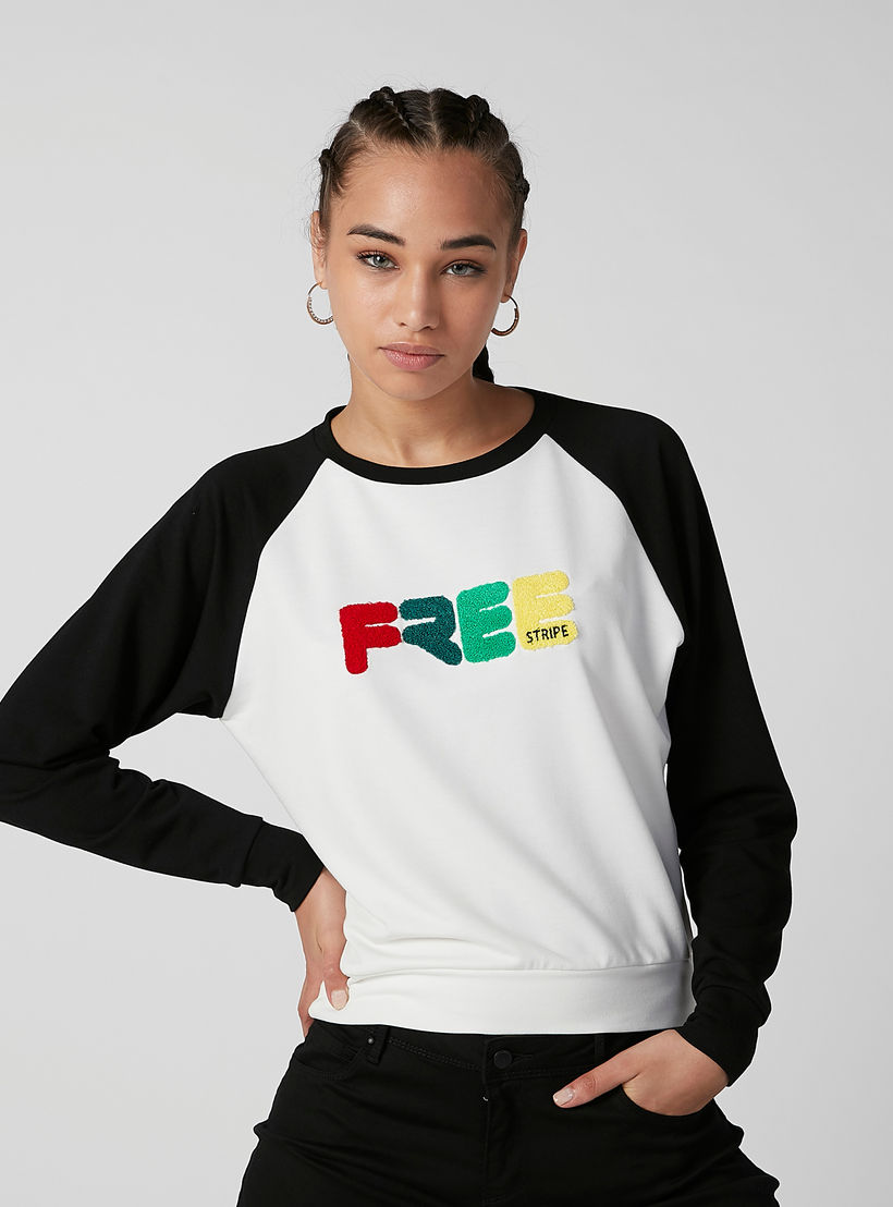 Textured Sweatshirt with Round Neck and Raglan Sleeves-women-winterwear-hoodiesandsweatshirts-sweatshirts-image-1