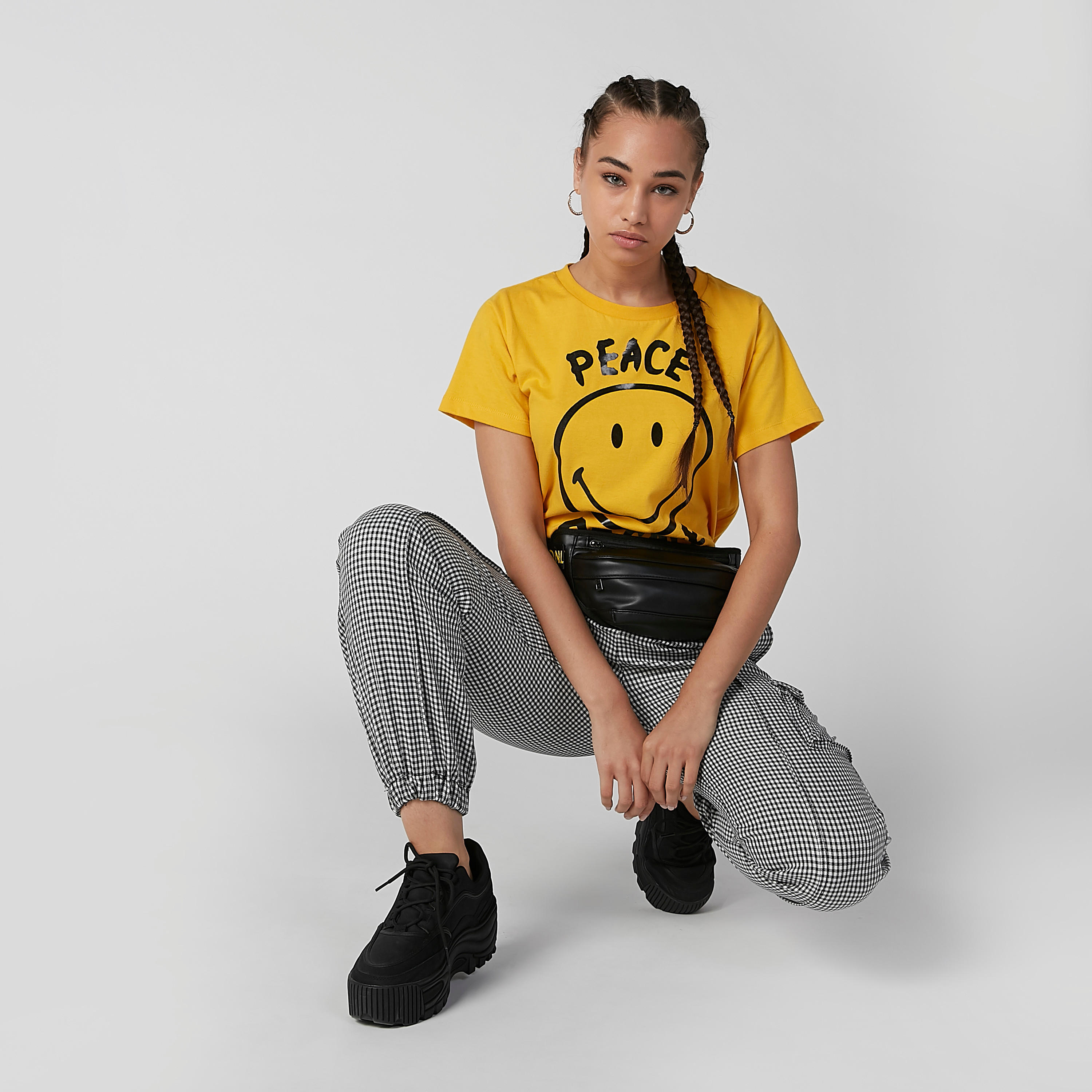 بنطلون رياضي طويل كاروهات بخصر متوسط الارتفاع وجيوب-women-clothing-bottoms-joggers-image-2