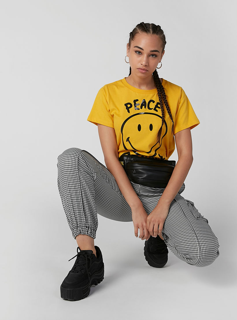 بنطلون رياضي طويل كاروهات بخصر متوسط الارتفاع وجيوب-women-clothing-bottoms-joggers-image-2