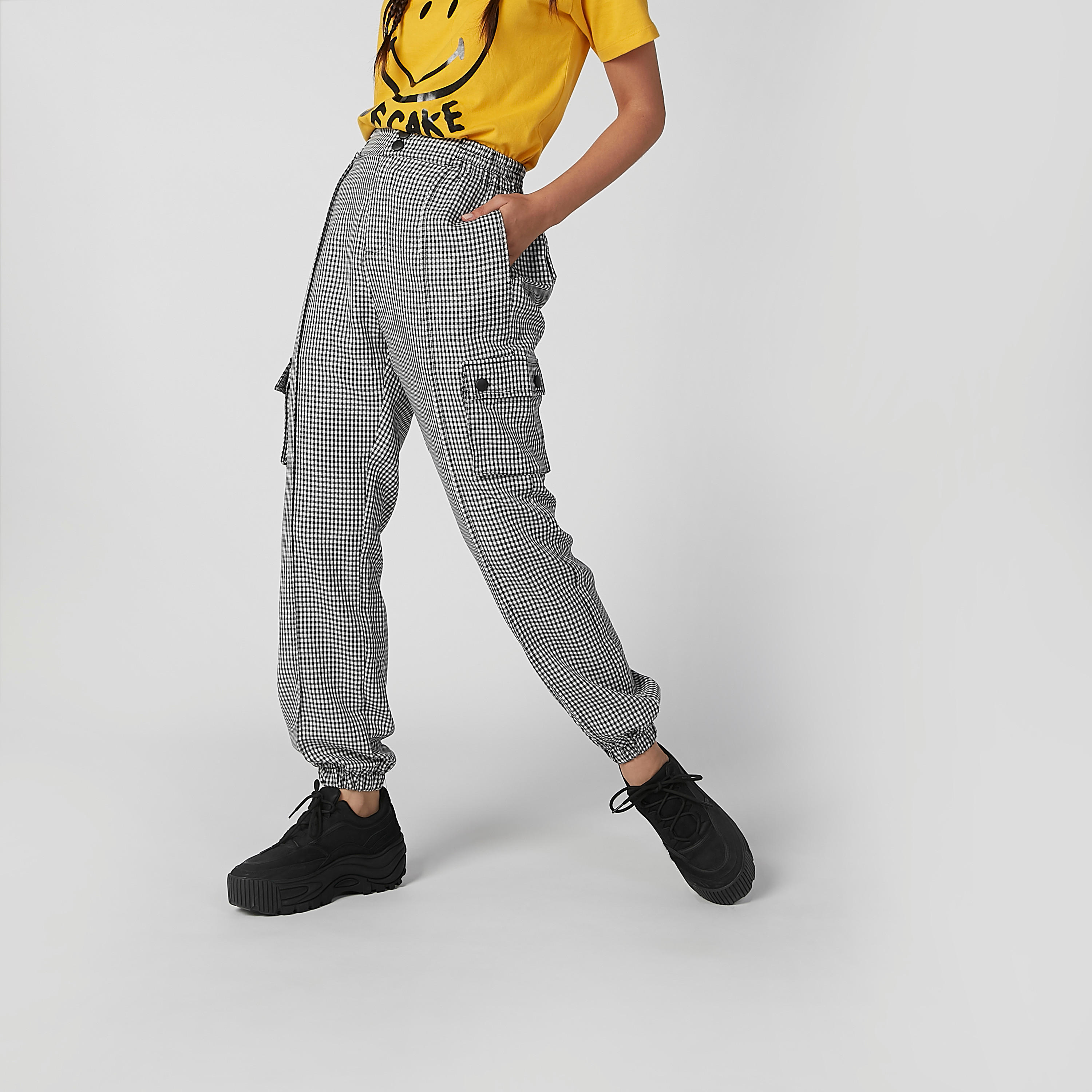 بنطلون رياضي طويل كاروهات بخصر متوسط الارتفاع وجيوب-women-clothing-bottoms-joggers-image-5