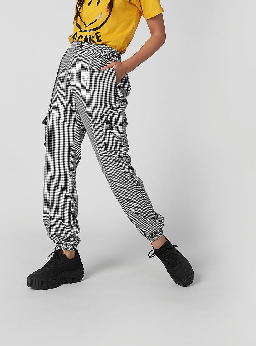 بنطلون رياضي طويل كاروهات بخصر متوسط الارتفاع وجيوب-women-clothing-bottoms-joggers-image-5