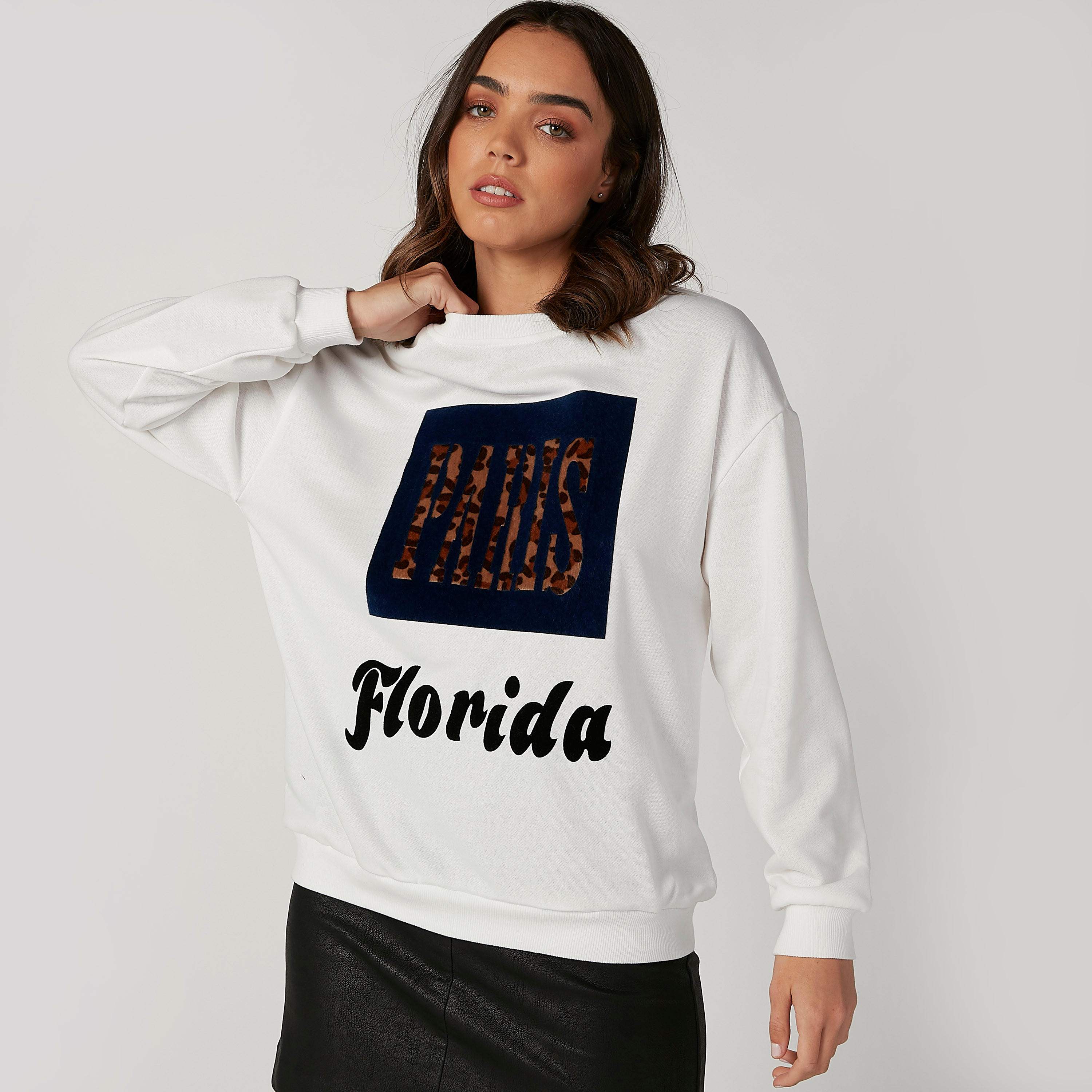 سويت شيرت بياقة مستديرة وأكمام طويلة وطبعات-women-clothing-cardigansandjumpers-jumpers-image-4