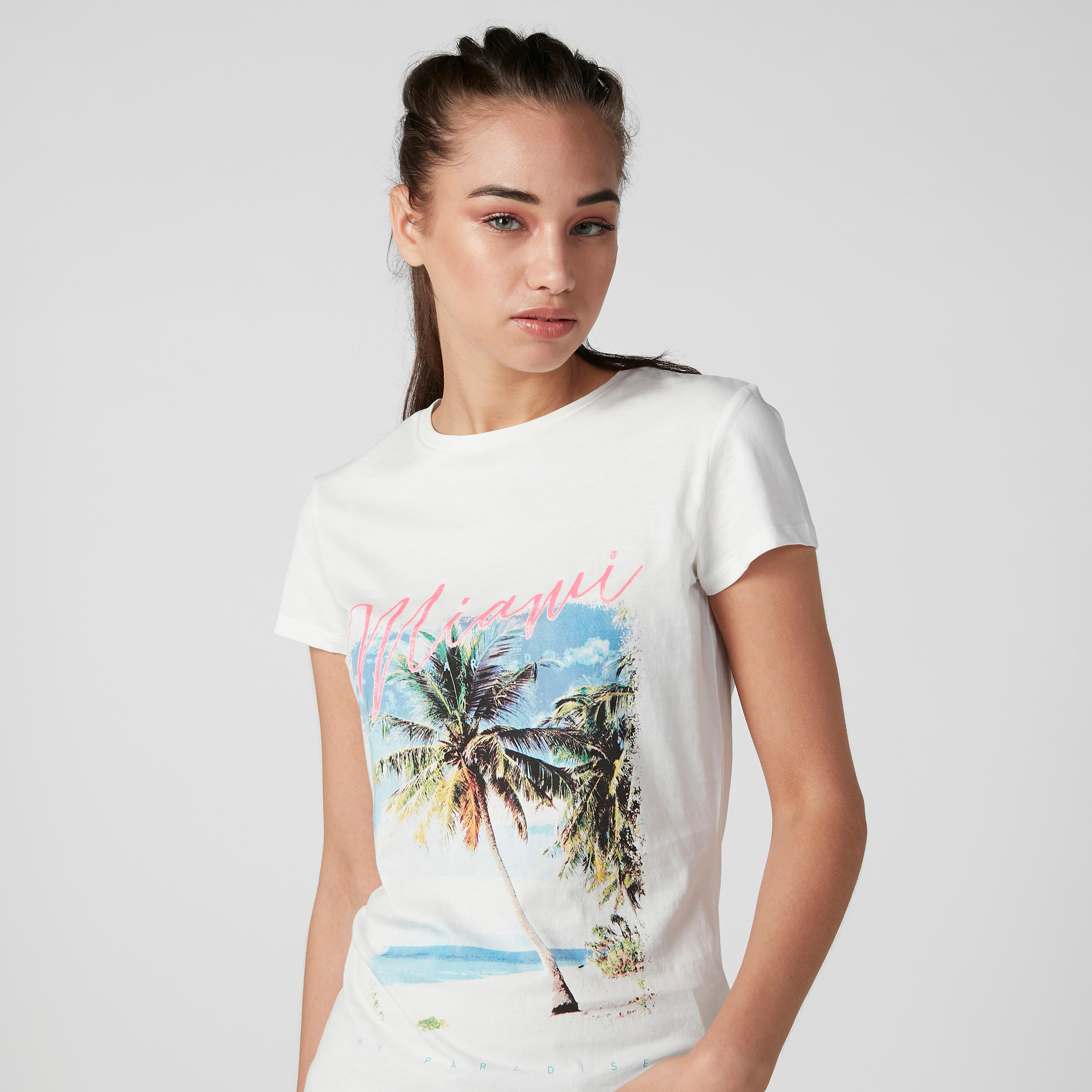 تيشيرت بياقة مستديرة وأكمام قصيرة وطبعات-women-clothing-tshirts-image-3