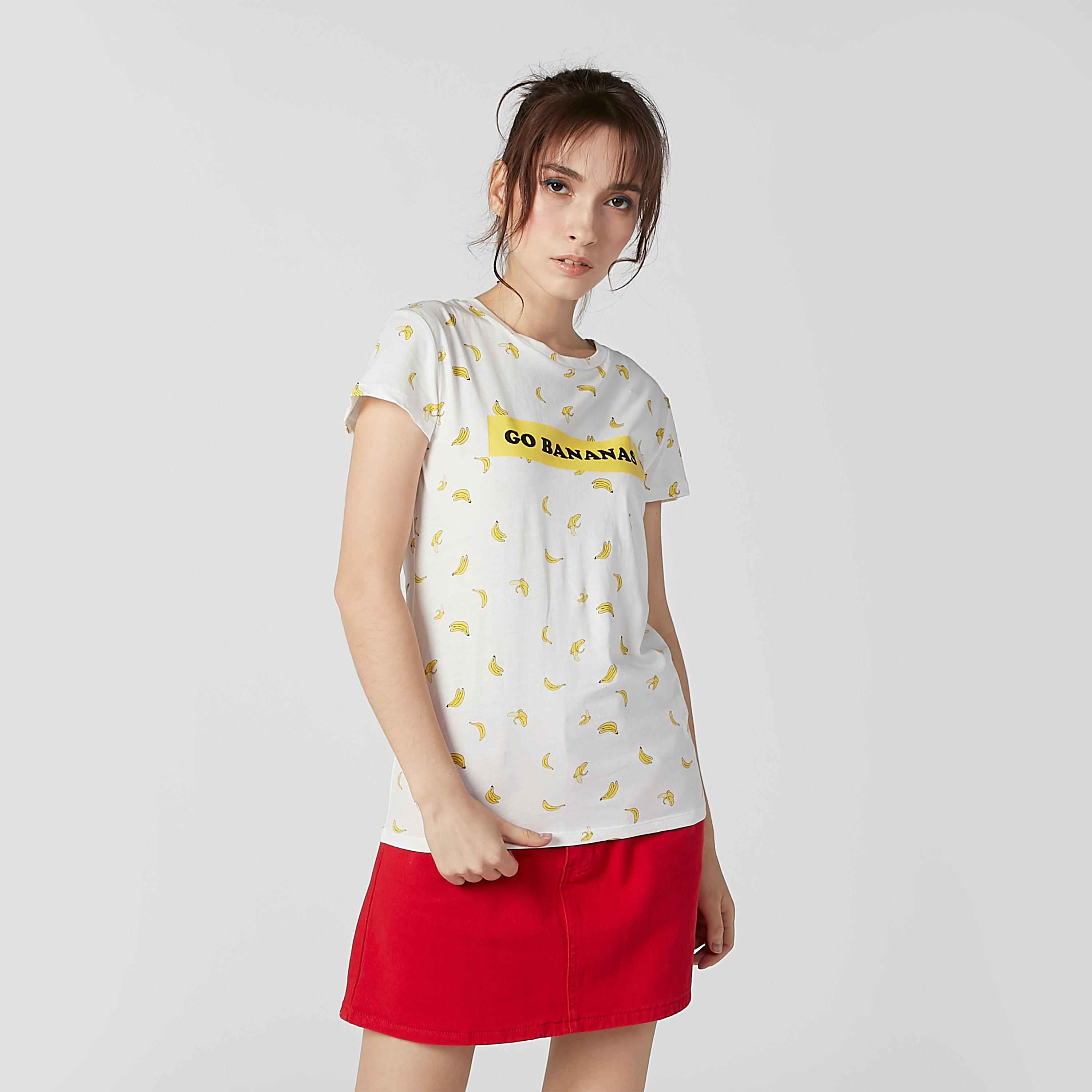 تيشيرت بياقة مستديرة وأكمام قصيرة وطبعات-women-clothing-tshirts-image-3