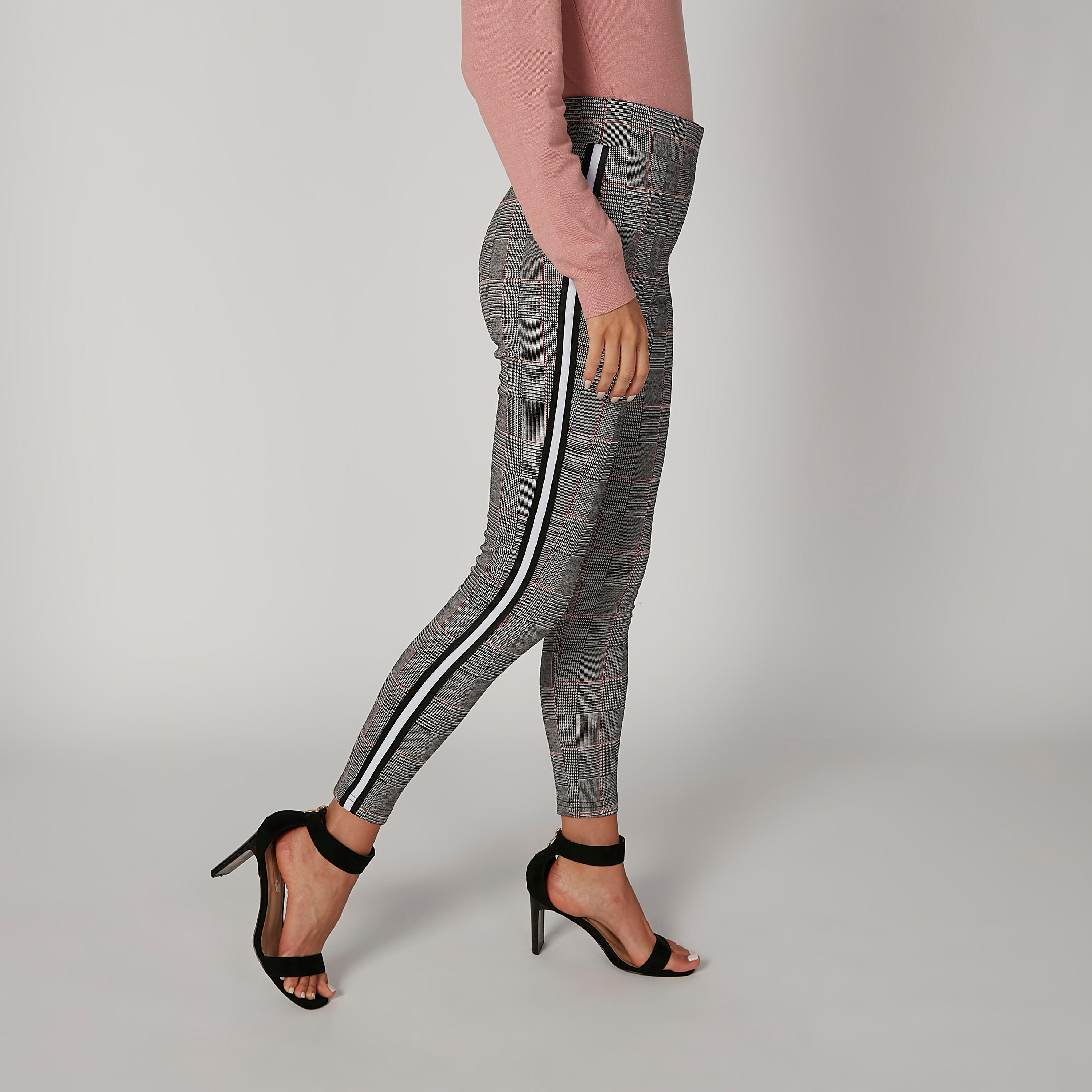 بنطلون بونتي سكيني كاروهات بخصر متوسط الارتفاع وشريطة-women-clothing-bottoms-trousers-image-1