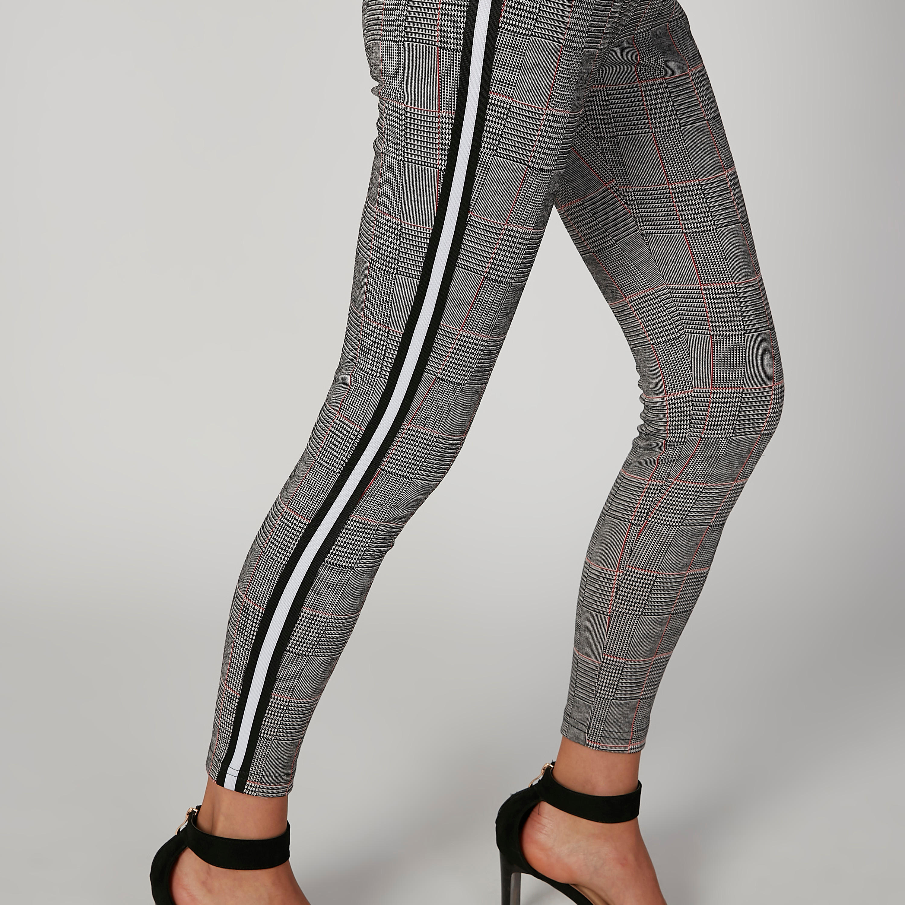 بنطلون بونتي سكيني كاروهات بخصر متوسط الارتفاع وشريطة-women-clothing-bottoms-trousers-image-5