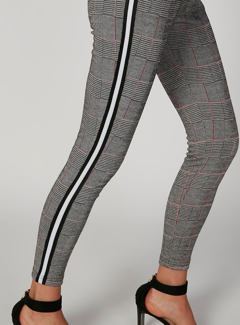 بنطلون بونتي سكيني كاروهات بخصر متوسط الارتفاع وشريطة-women-clothing-bottoms-trousers-image-5