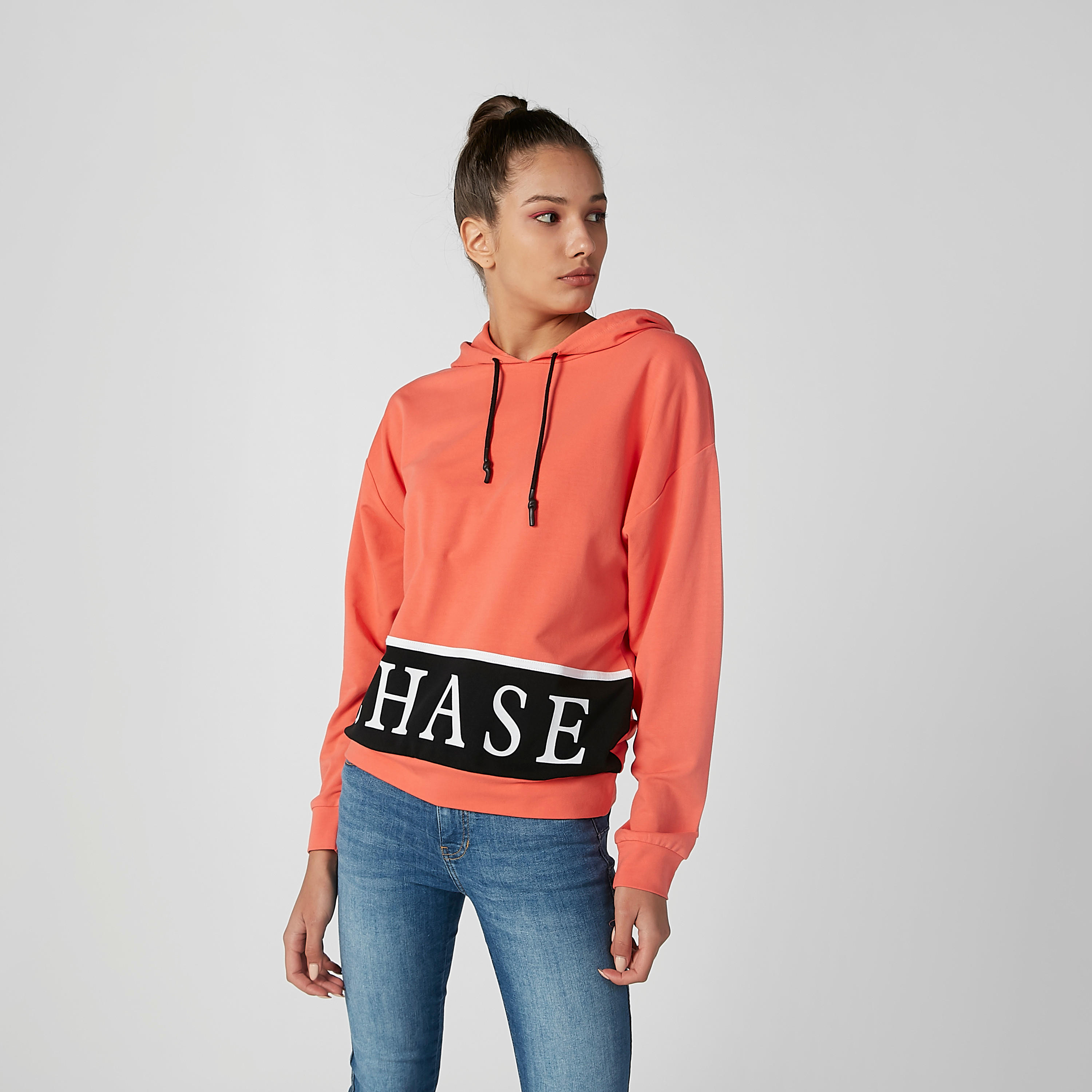 هودي بأكمام طويلة وطبعات-women-winterwear-hoodiesandsweatshirts-hoodies-image-1