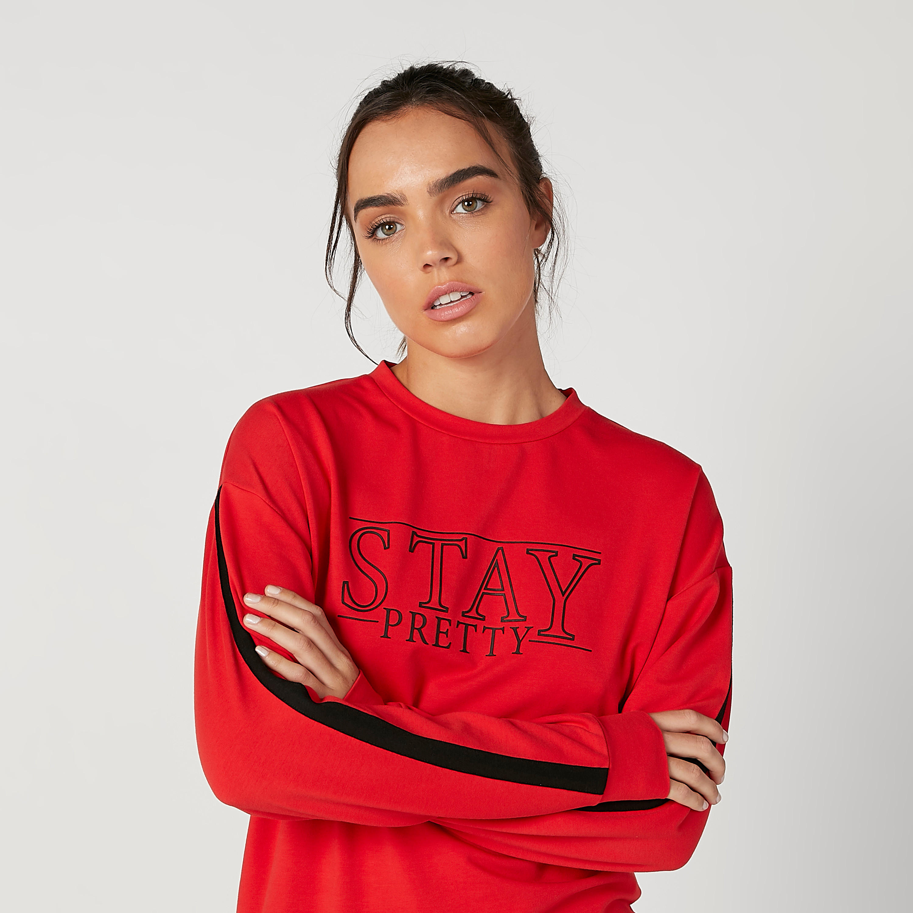سويت شيرت بياقة مستديرة وأكتاف منسدلة وطبعات-women-winterwear-hoodiesandsweatshirts-sweatshirts-image-4