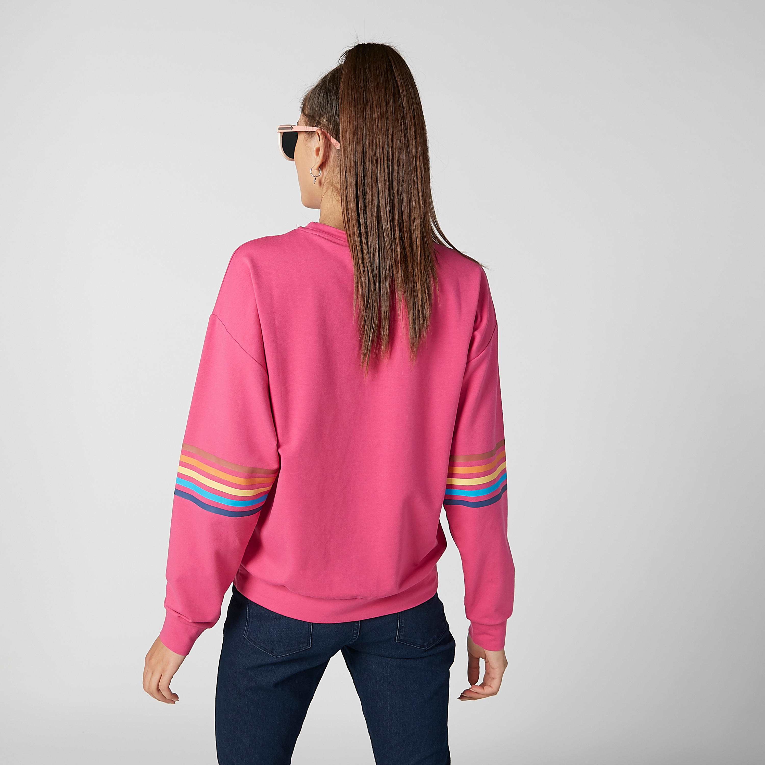 سويت شيرت بياقة مستديرة وأكمام طويلة وطبعات-women-winterwear-hoodiesandsweatshirts-sweatshirts-image-3