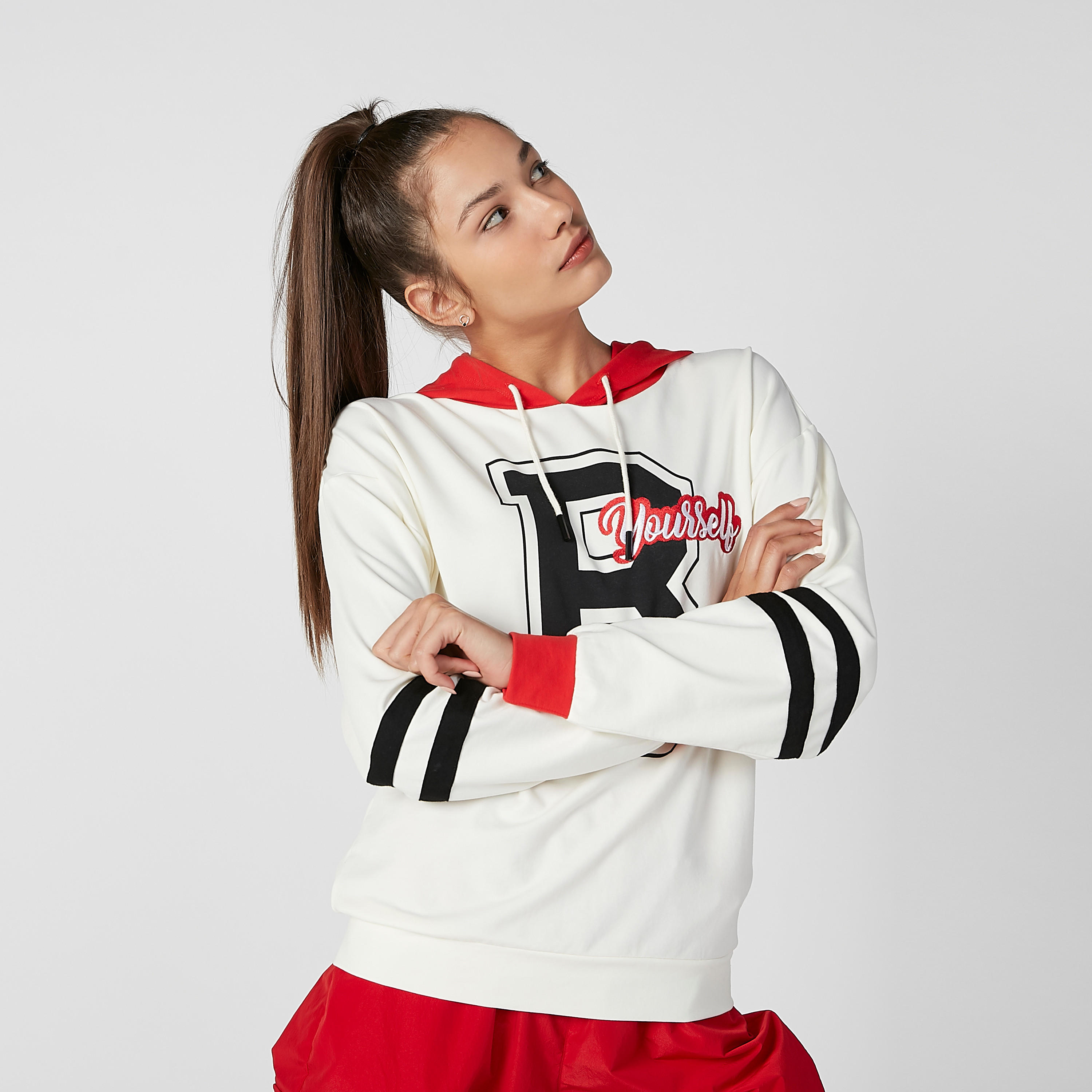 هودي بأكمام طويلة وطبعات-women-winterwear-hoodiesandsweatshirts-hoodies-image-6