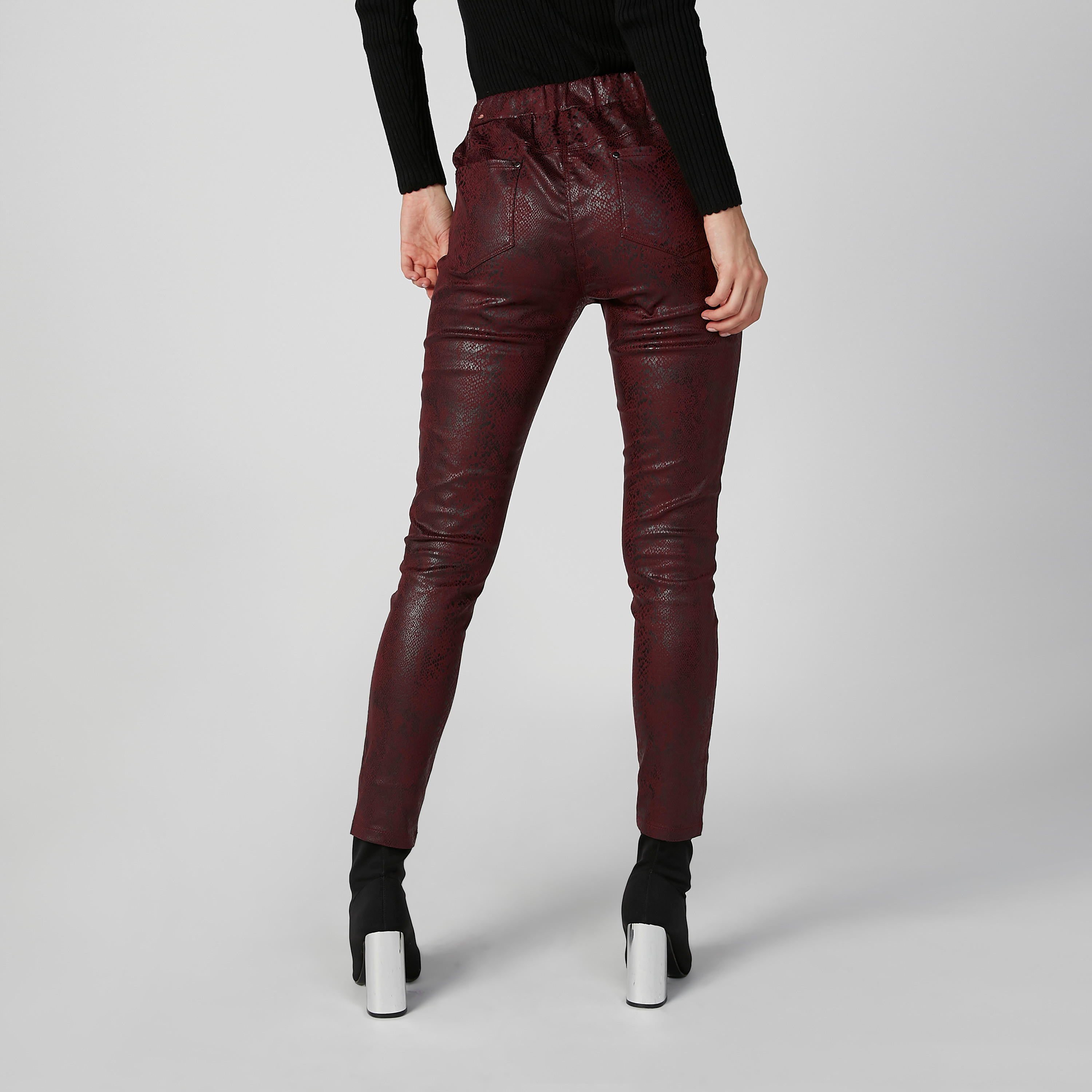 بنطلون بخصر مطاطي متوسط الارتفاع وجيوب وطبعات-women-clothing-bottoms-trousers-image-4