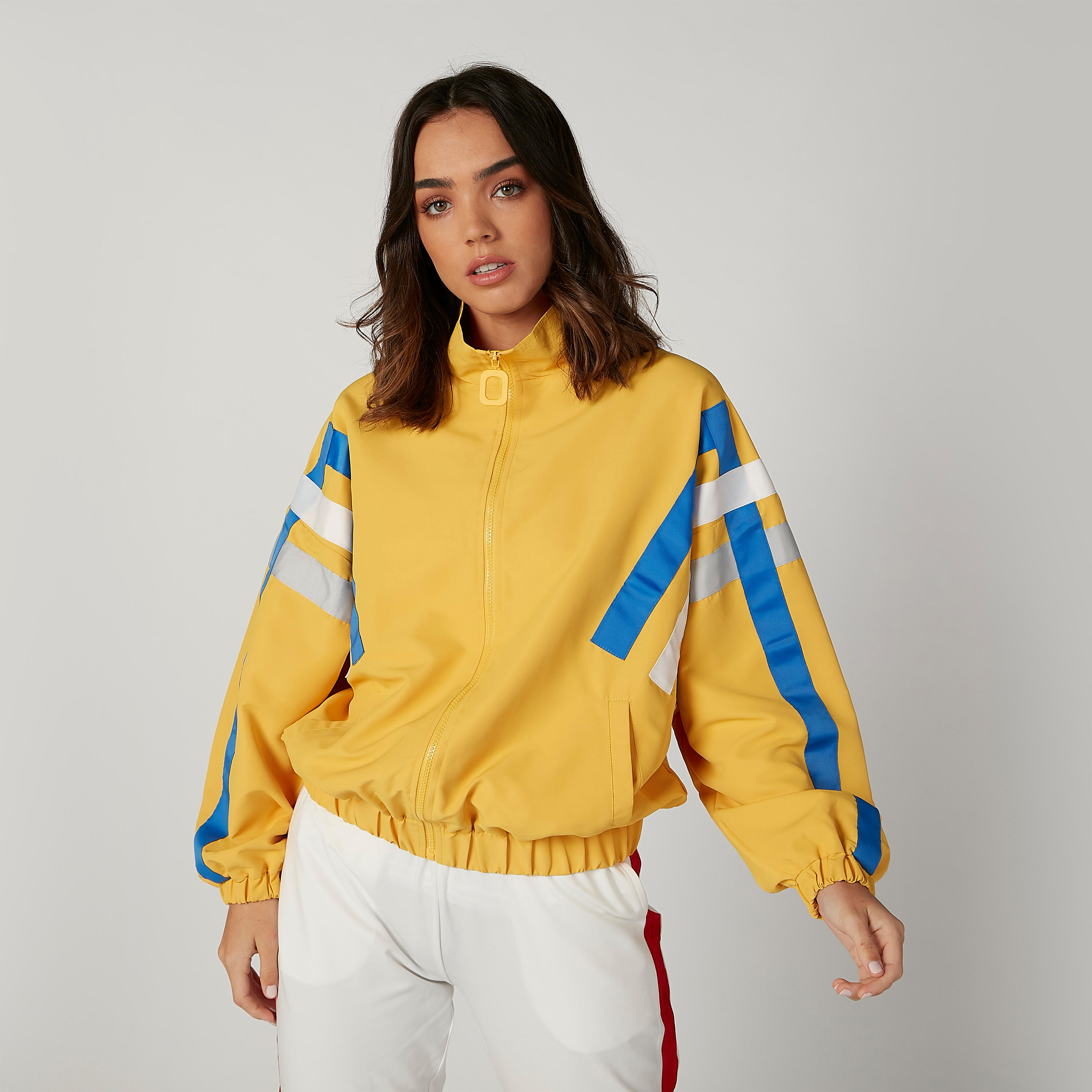 جاكيت بومبر بأكمام طويلة وجيوب كنغر وتفاصيل شريطة-women-winterwear-coatsandjackets-jackets-image-1