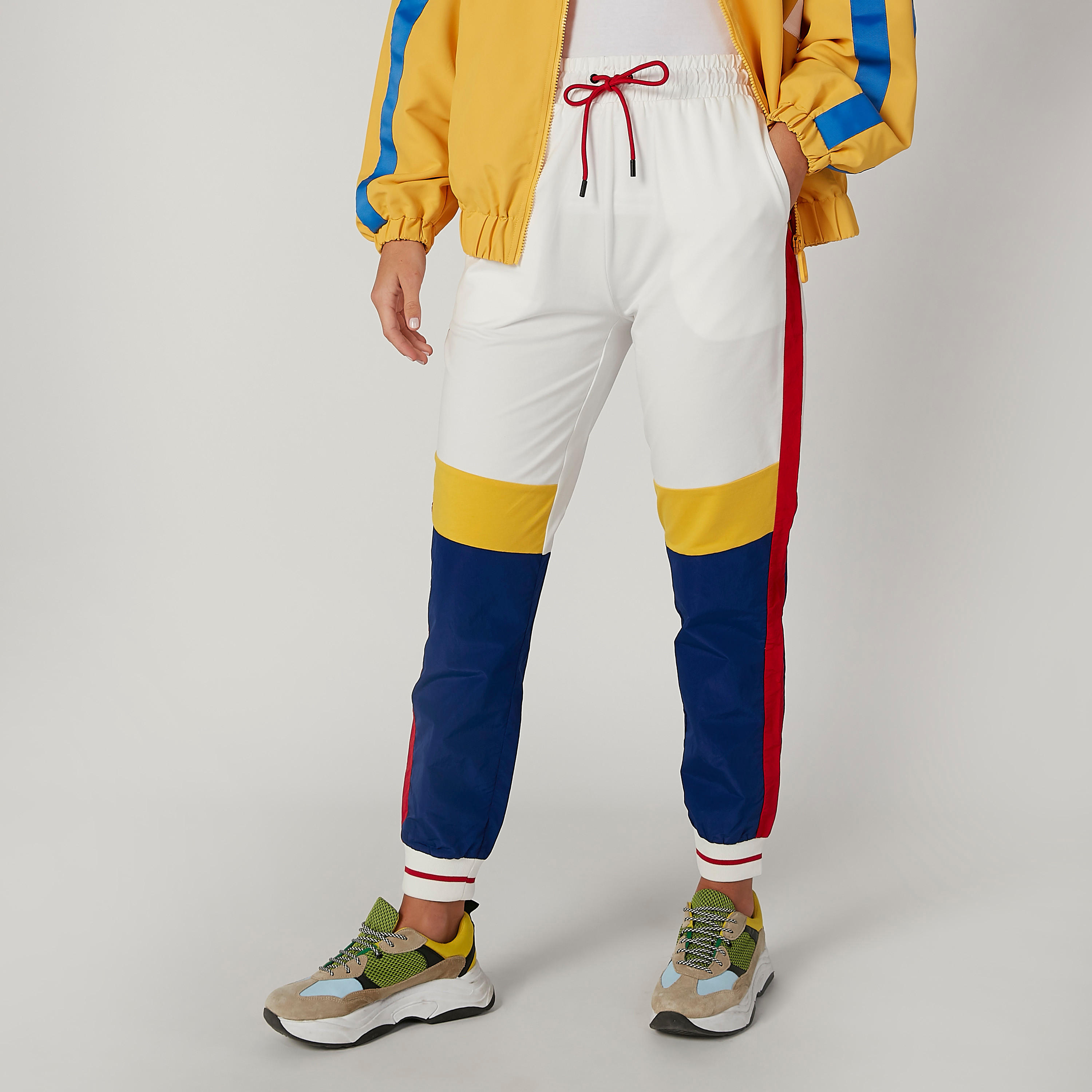 بنطلون رياضي سادة بخصر مطاطي مرن-women-clothing-bottoms-joggers-image-1