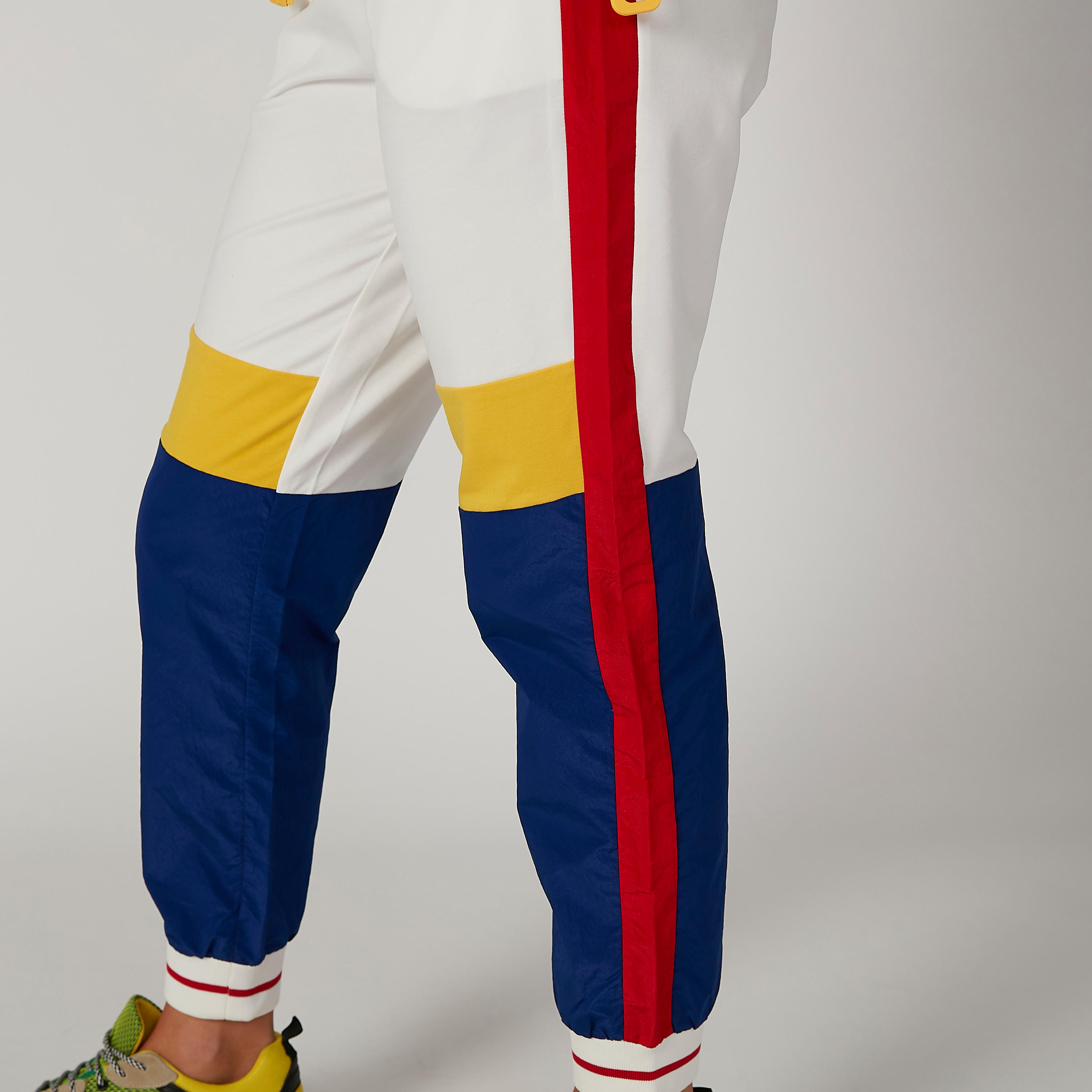 بنطلون رياضي سادة بخصر مطاطي مرن-women-clothing-bottoms-joggers-image-5