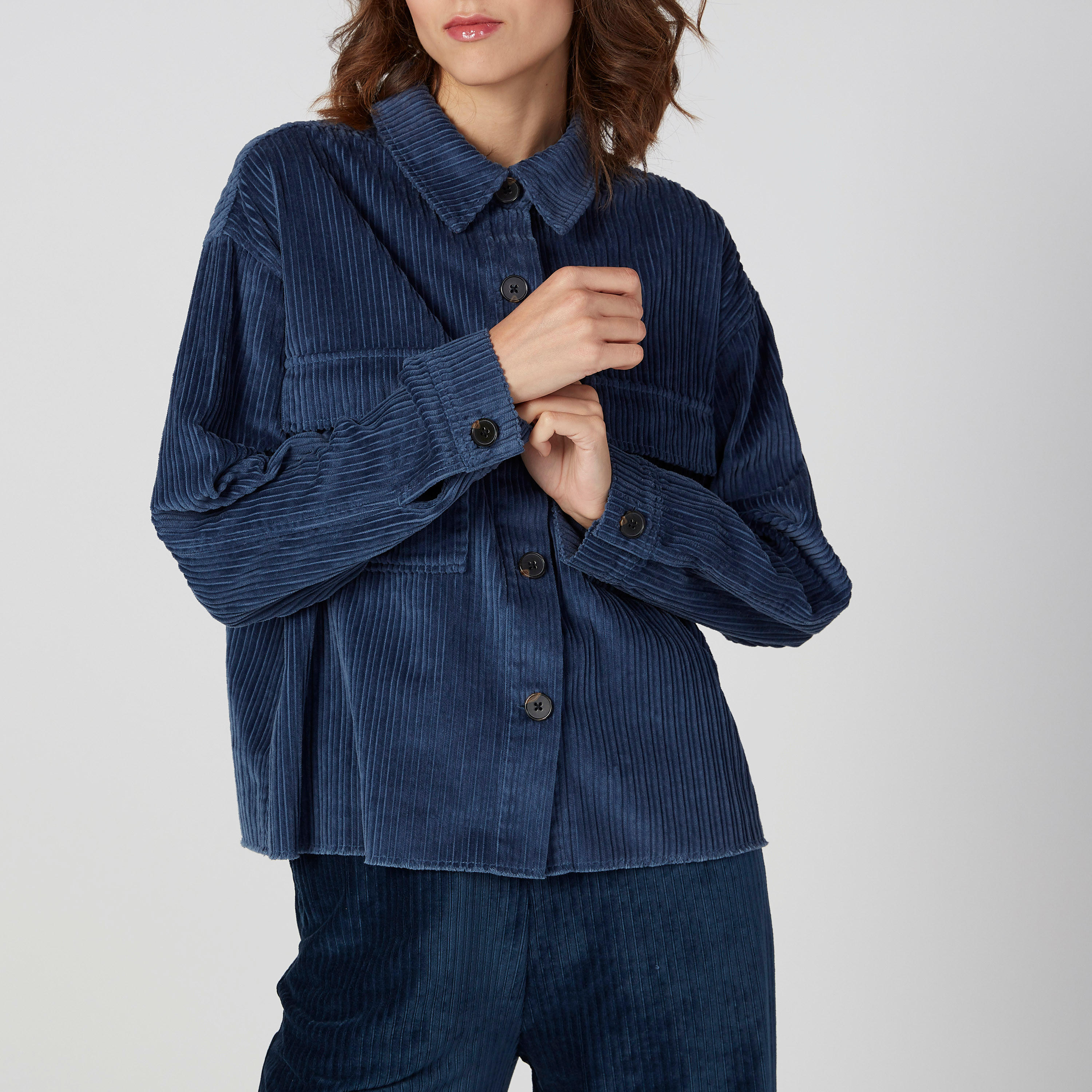جاكيت بارز الملمس بأكمام طويلة وجيوب بطيّة-women-winterwear-coatsandjackets-jackets-image-4