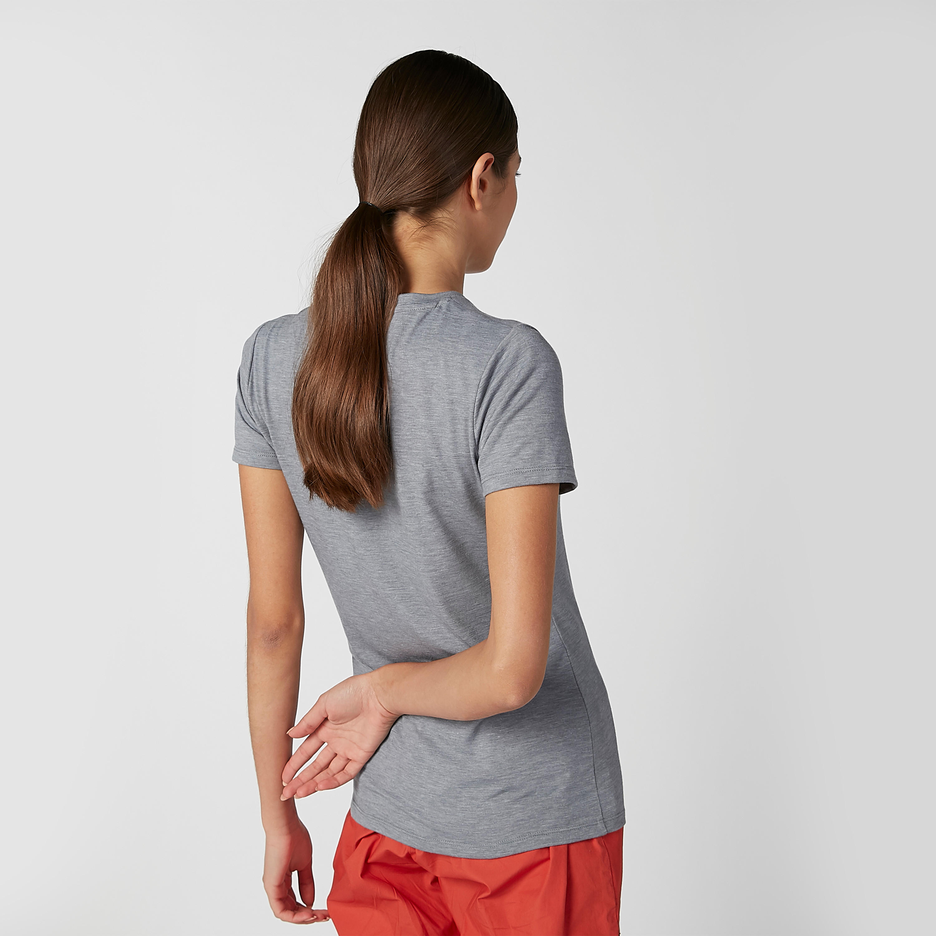 تيشيرت بياقة ضيّقة وأكمام قصيرة وتزيينات-women-clothing-tshirts-image-1